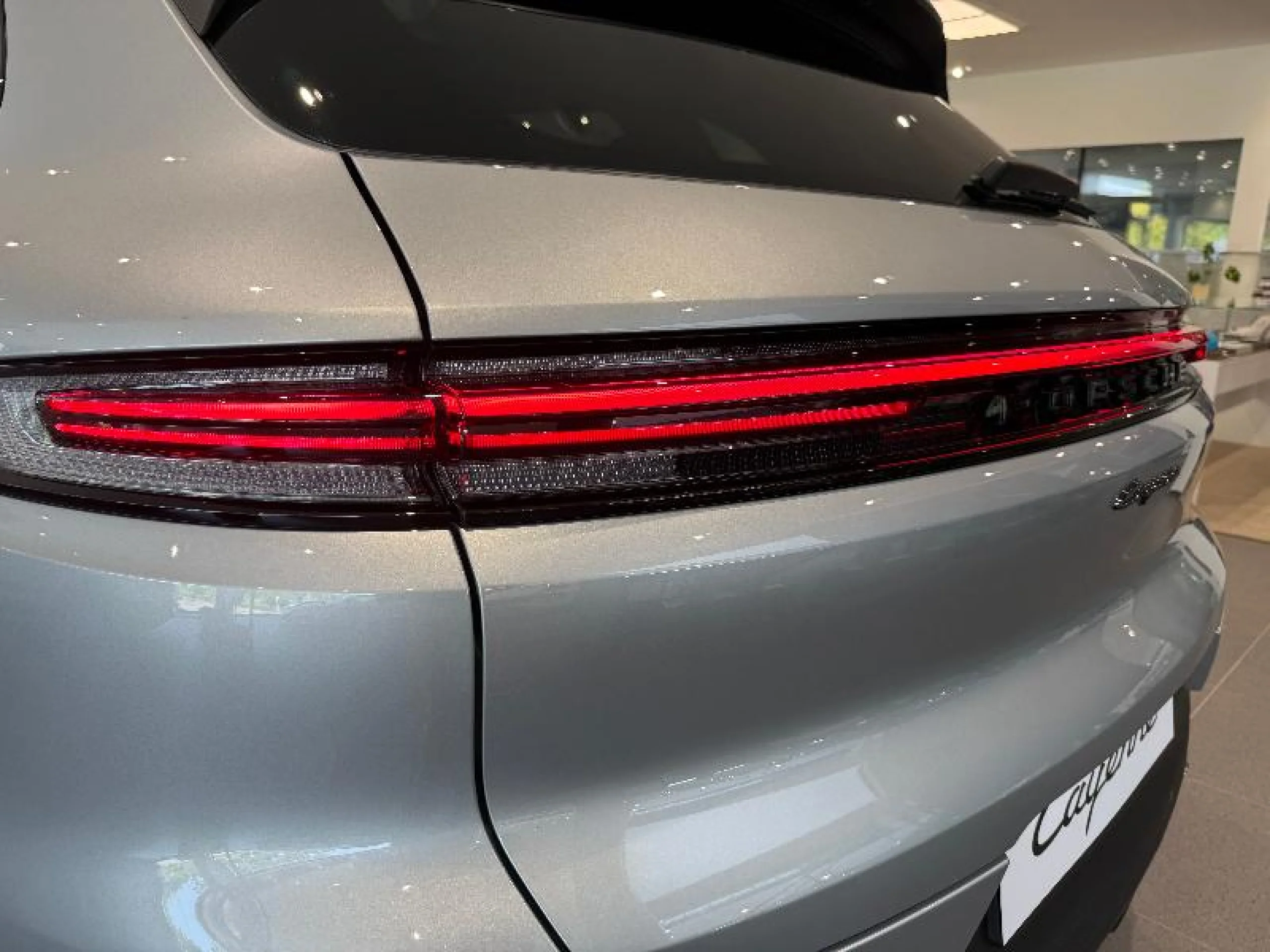 PORSCHE CAYENNE E HYBRID - Foto 11