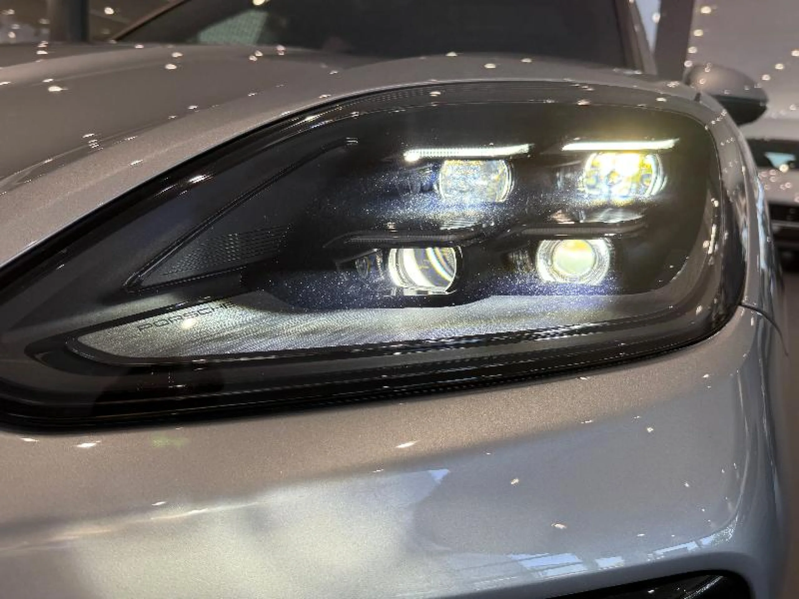 PORSCHE CAYENNE E HYBRID - Foto 25