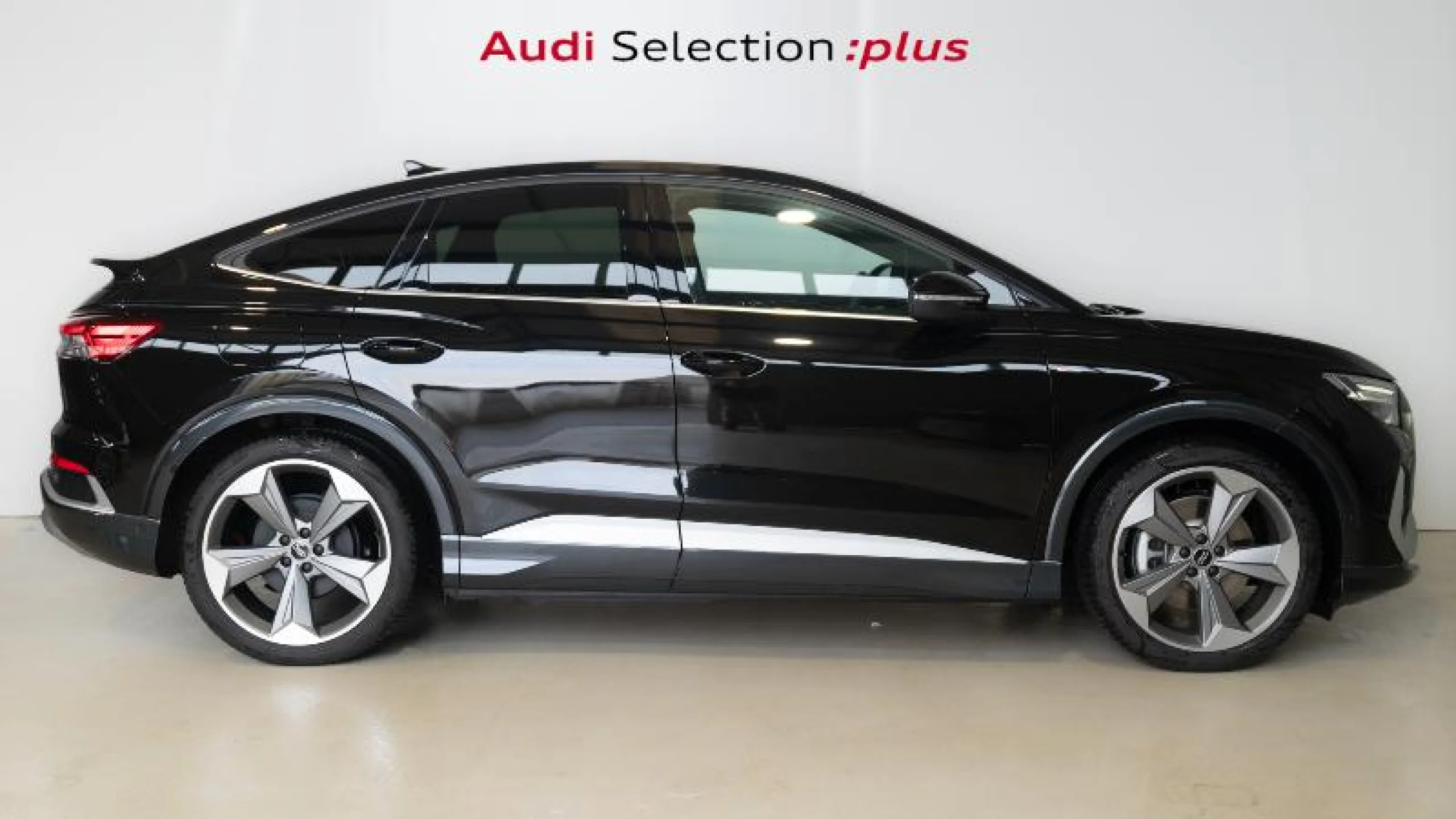 AUDI Q4 SPORTBACK E TRON S LINE 40 E TRON 150KW 82KWH - Foto 3