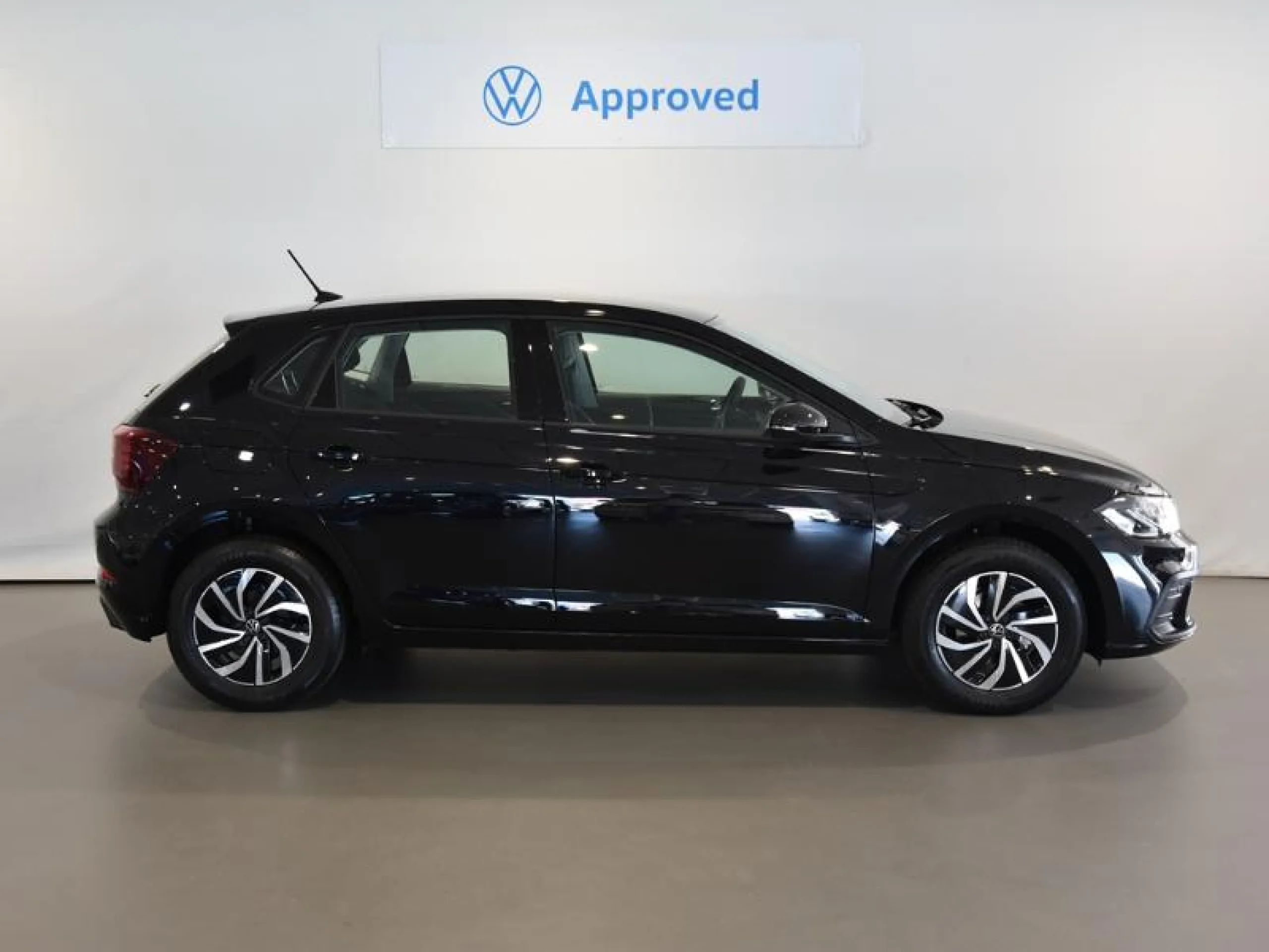VOLKSWAGEN POLO POLO MATCH  1.0 TSI 70 KW (95 CV)  5 VEL. - Foto 3
