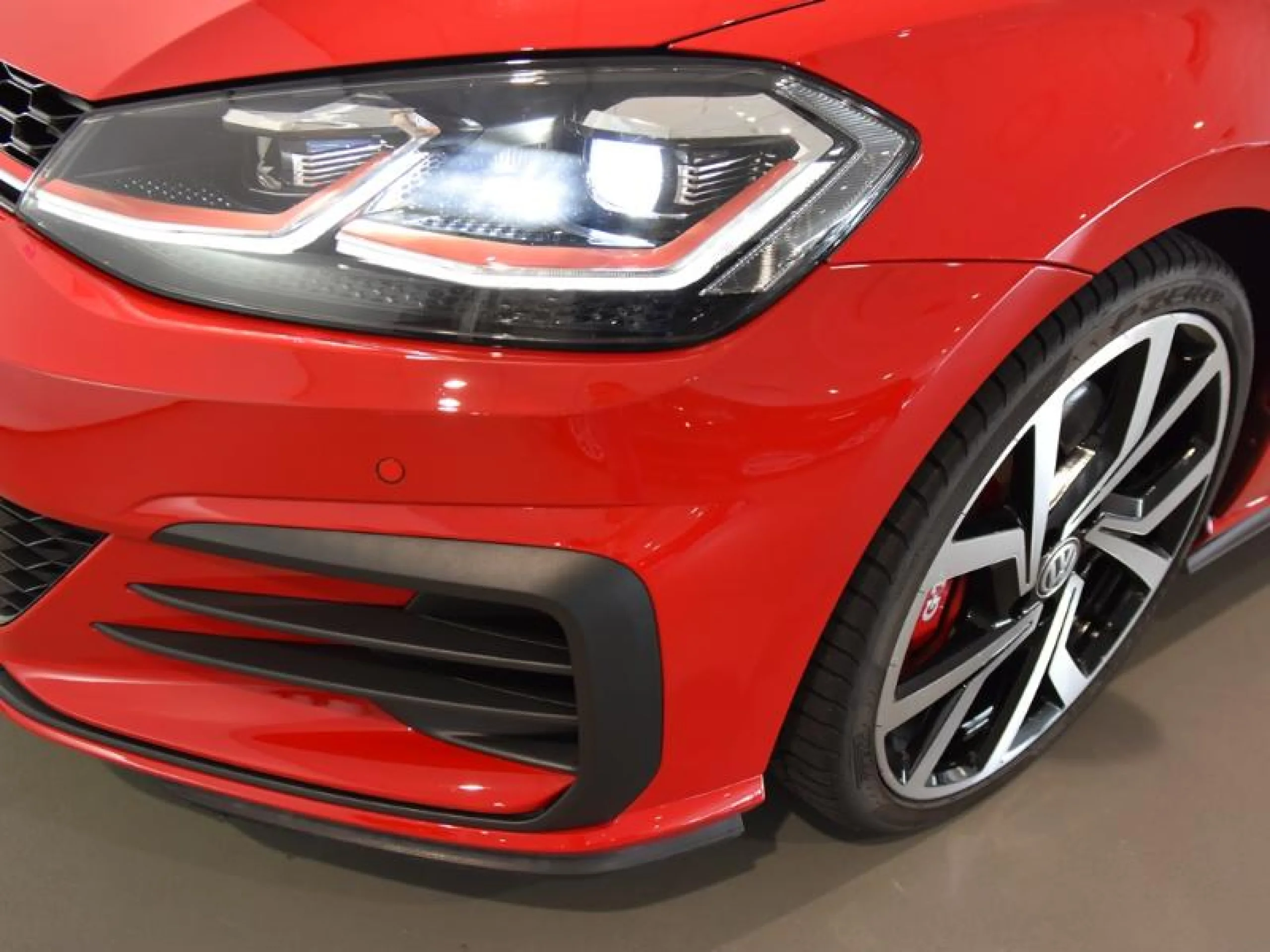 VOLKSWAGEN GOLF GTI PERFORMANCE 2.0 TSI 180KW (245CV) - Foto 18