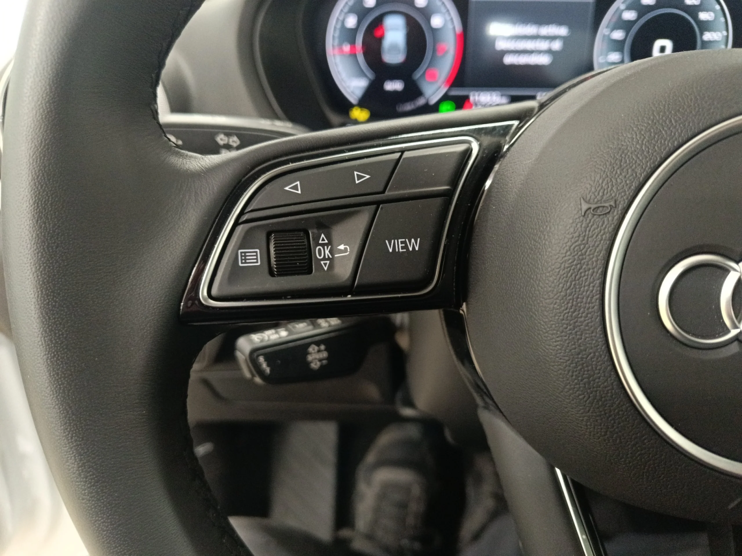 AUDI Q2 S LINE 30 TFSI 85KW (116CV) - Foto 11