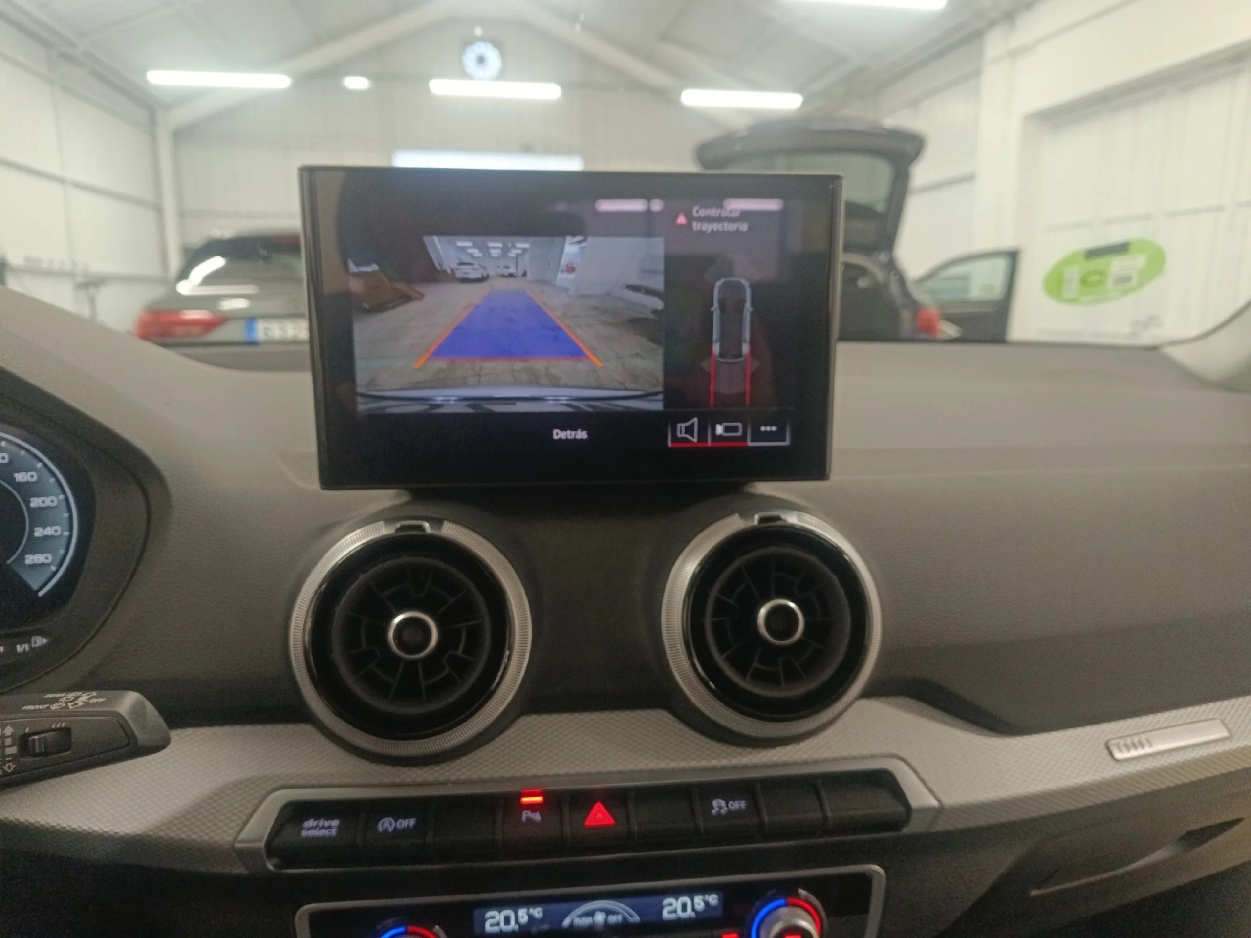 AUDI Q2 S LINE 30 TFSI 85KW (116CV) - Foto 17