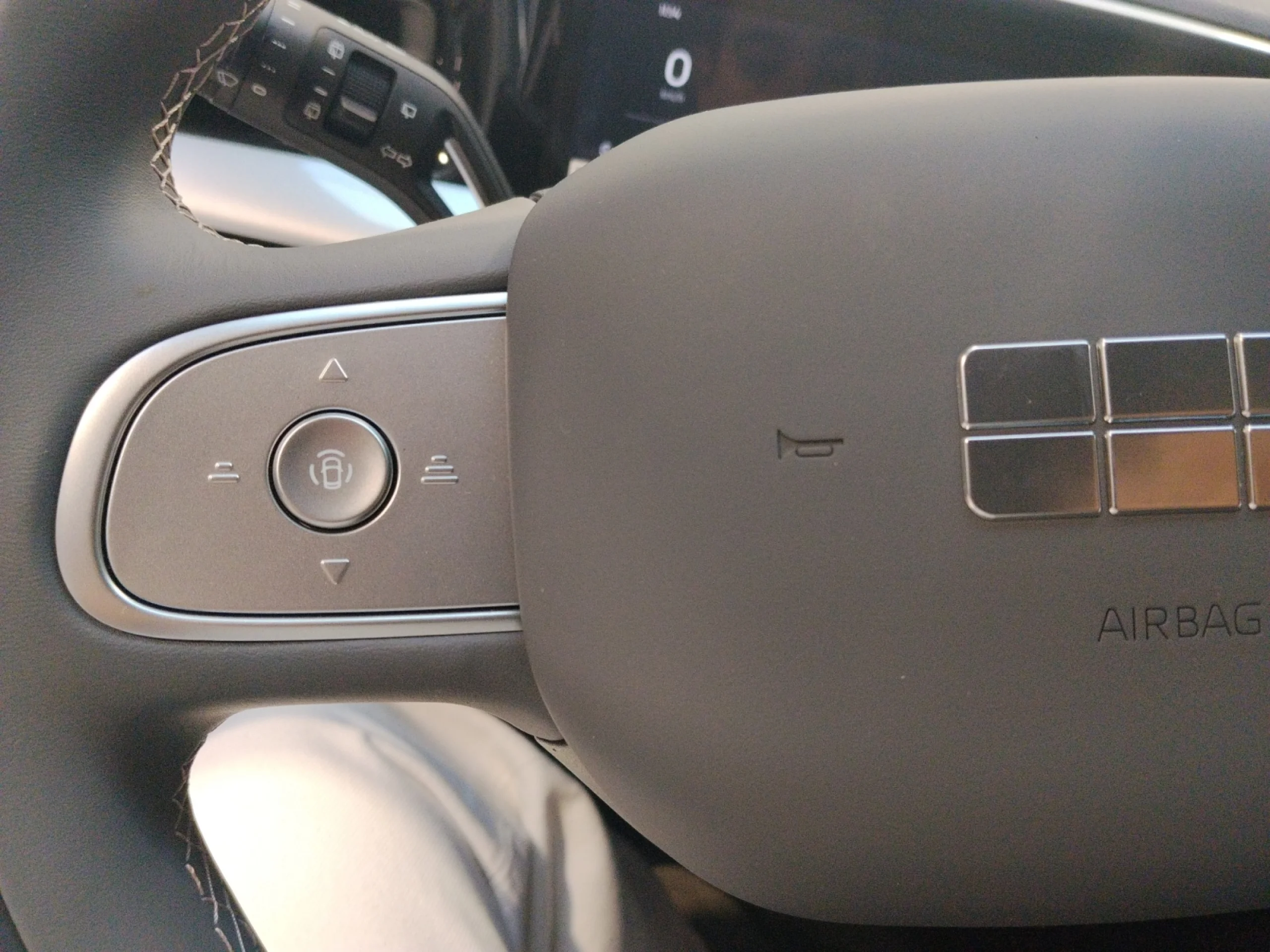 GEELY E2 MAX+ - Foto 12