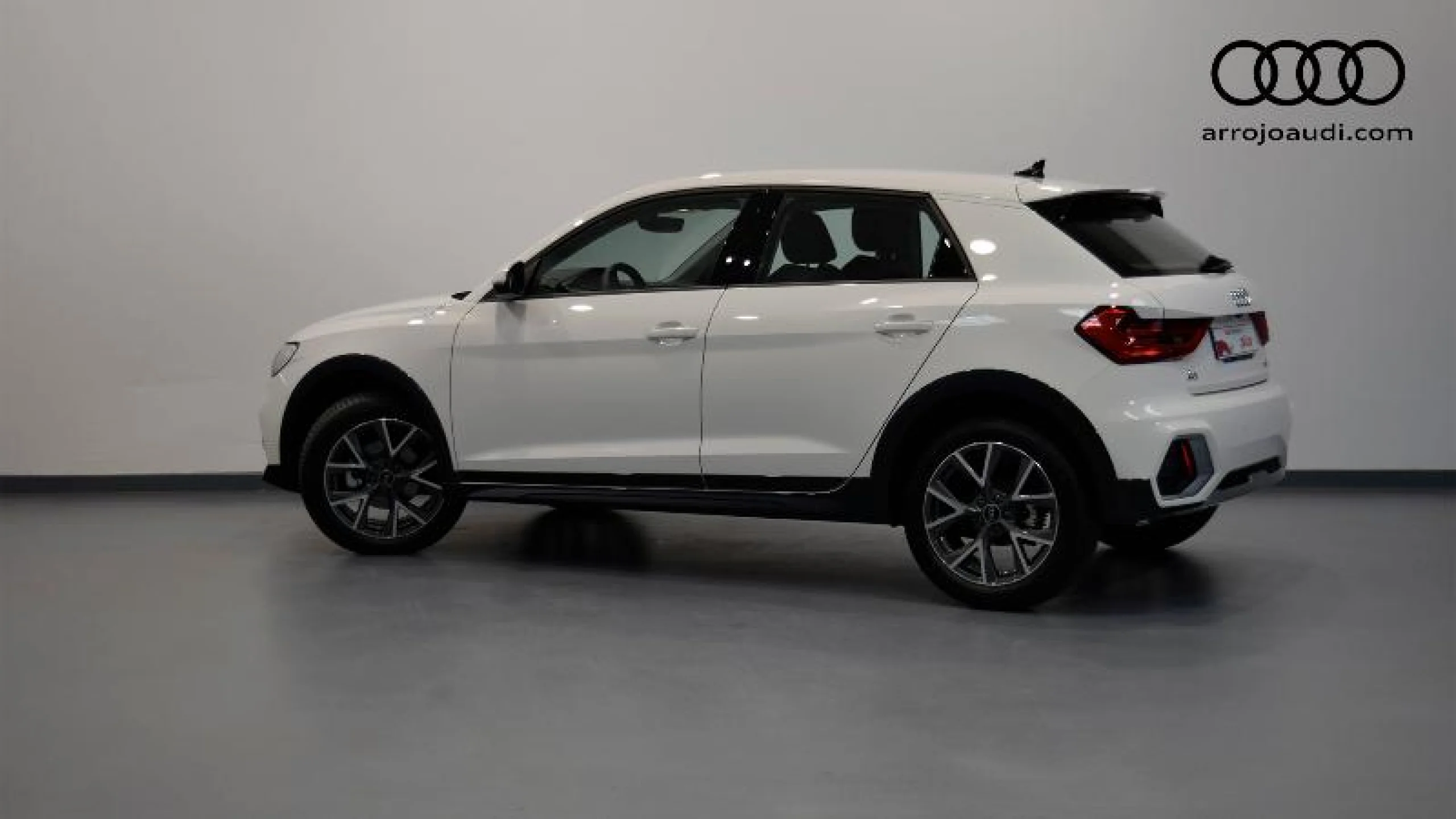 AUDI A1 ALLSTREET ADRENALIN 30 TFSI 81KW S TRON - Foto 2