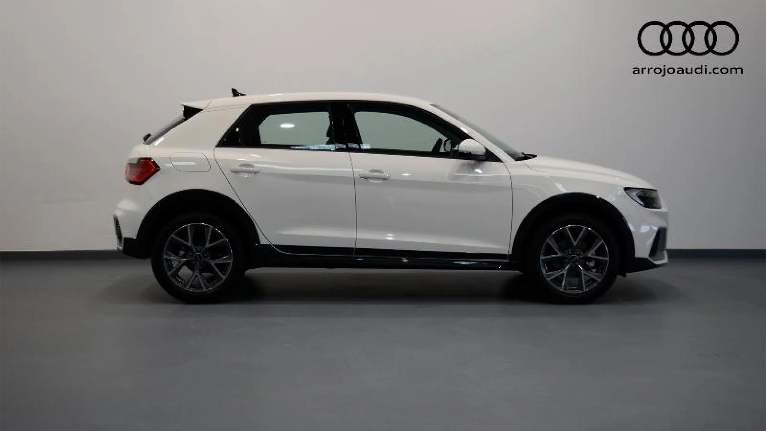 AUDI A1 ALLSTREET ADRENALIN 30 TFSI 81KW S TRON - Foto 3