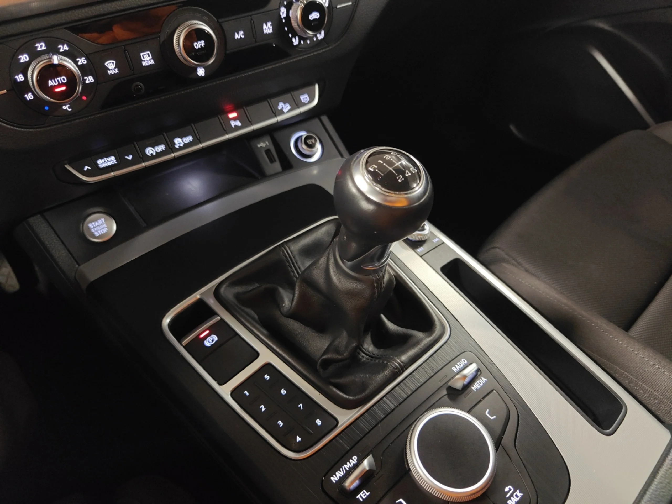 AUDI Q5 S LINE 2.0 TDI 110KW (150CV) - Foto 17