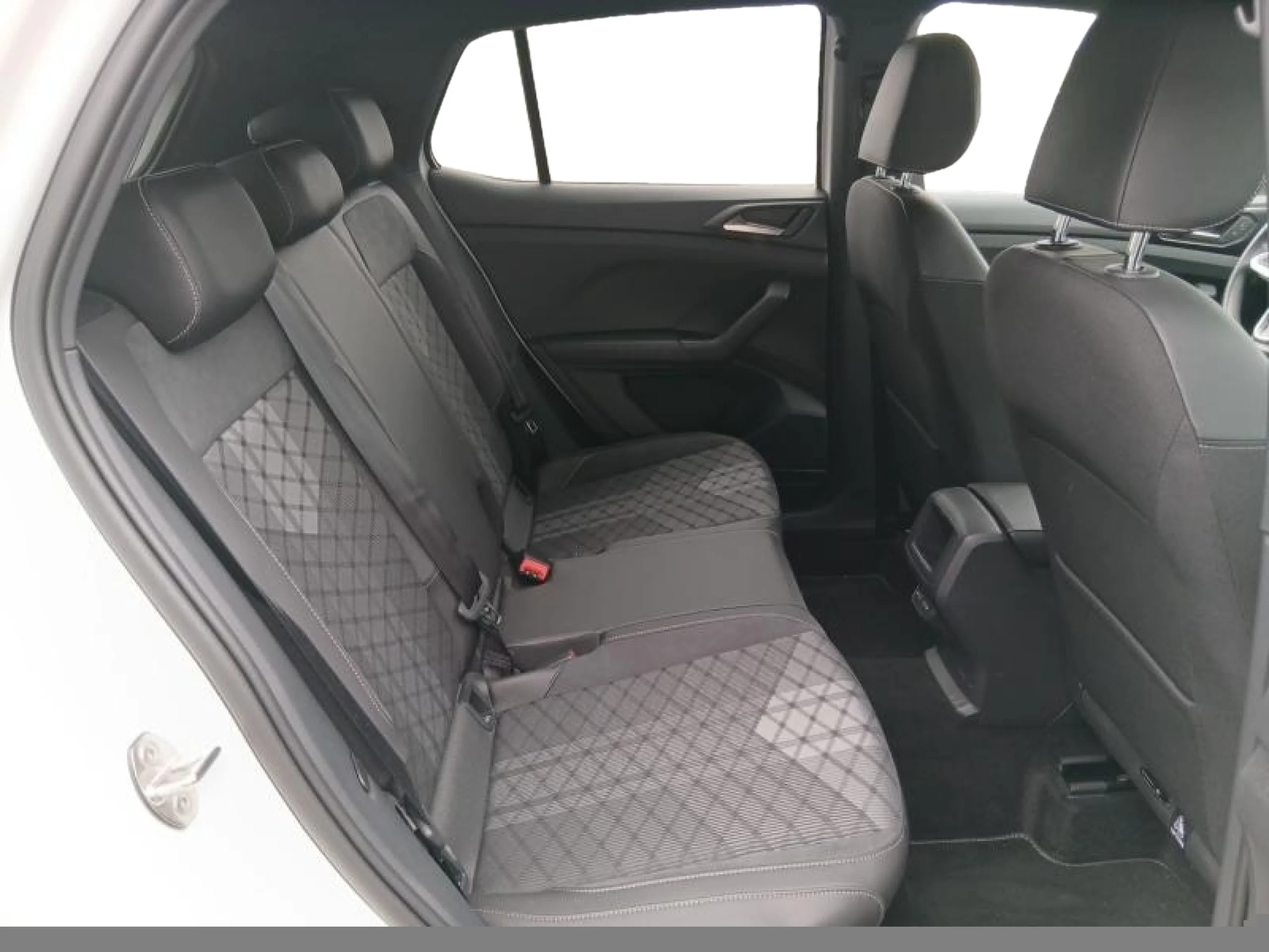 VOLKSWAGEN T CROSS R LINE 1.5 TSI 110KW (150CV) DSG - Foto 6