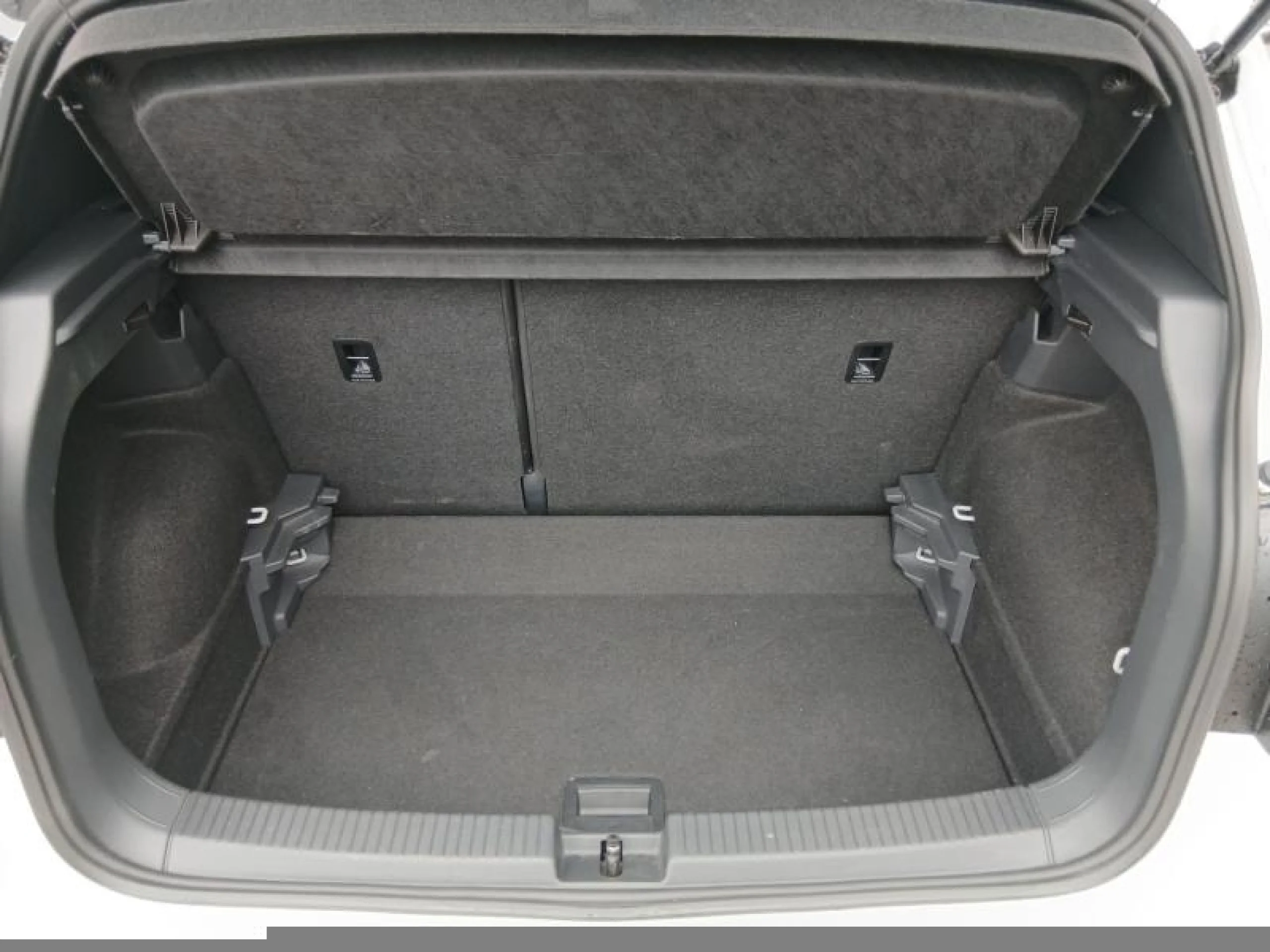VOLKSWAGEN T CROSS R LINE 1.5 TSI 110KW (150CV) DSG - Foto 7