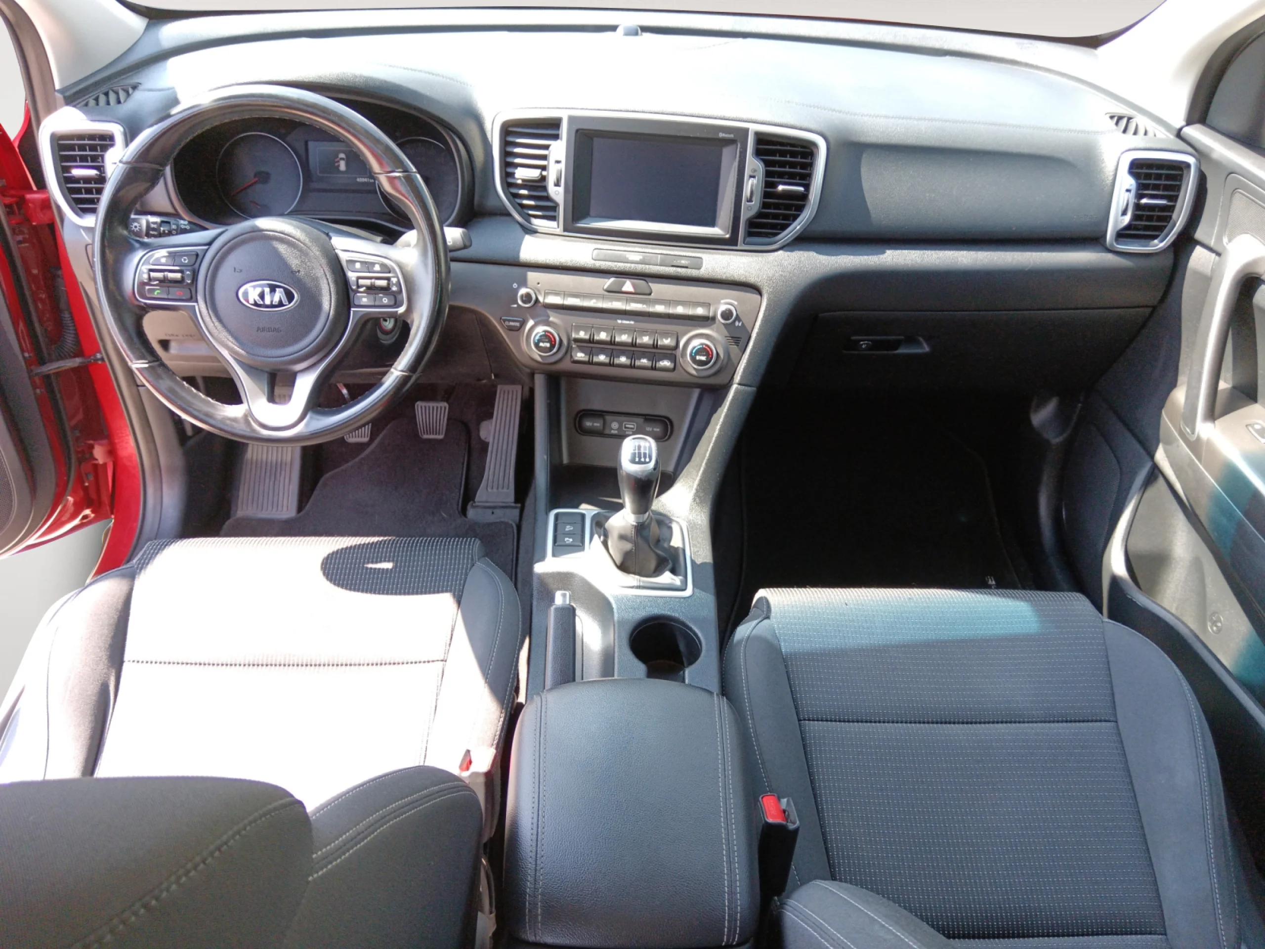 KIA SPORTAGE 1.6 GDI 132CV DRIVE 4X2 - Foto 4