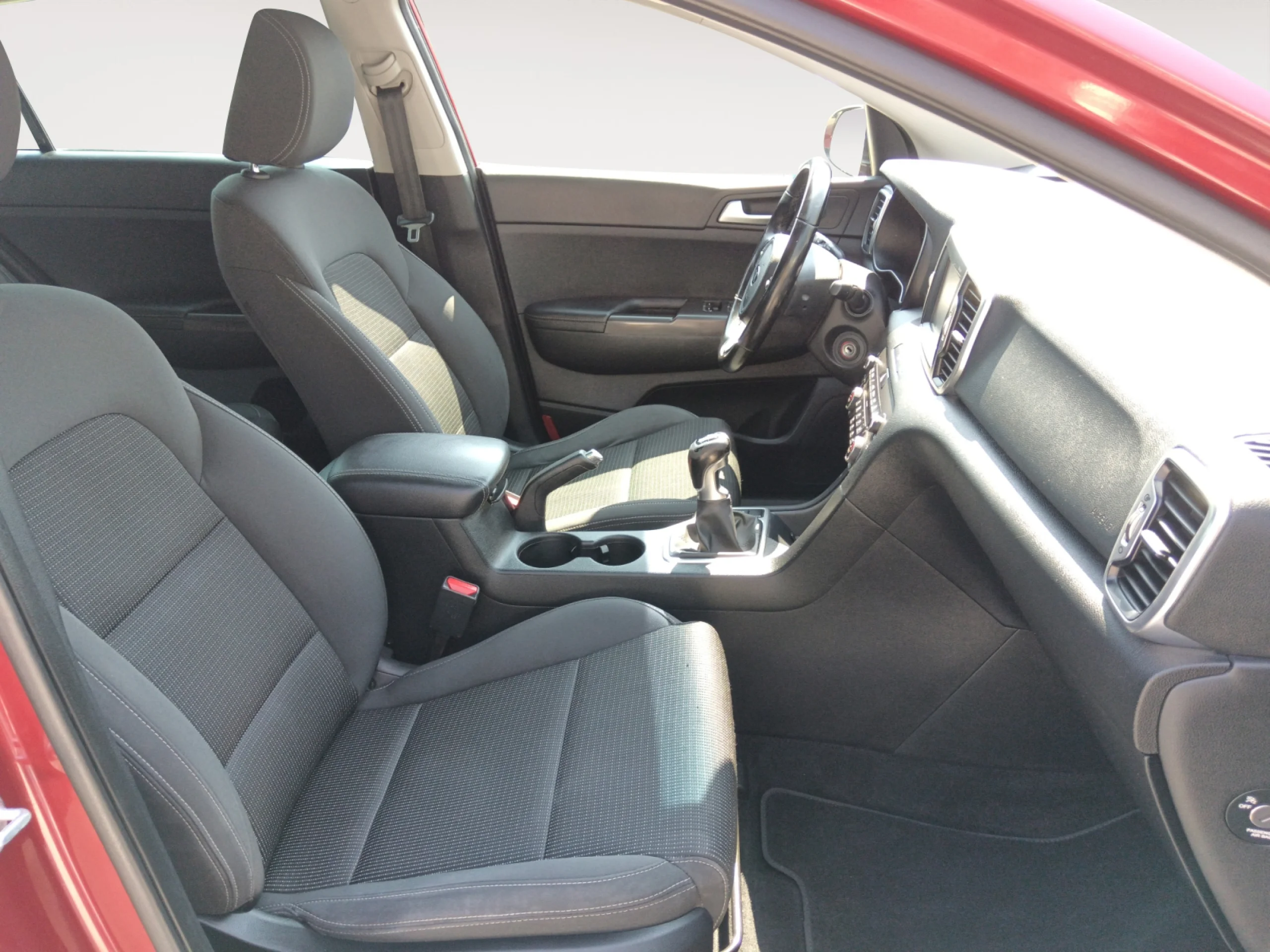 KIA SPORTAGE 1.6 GDI 132CV DRIVE 4X2 - Foto 5