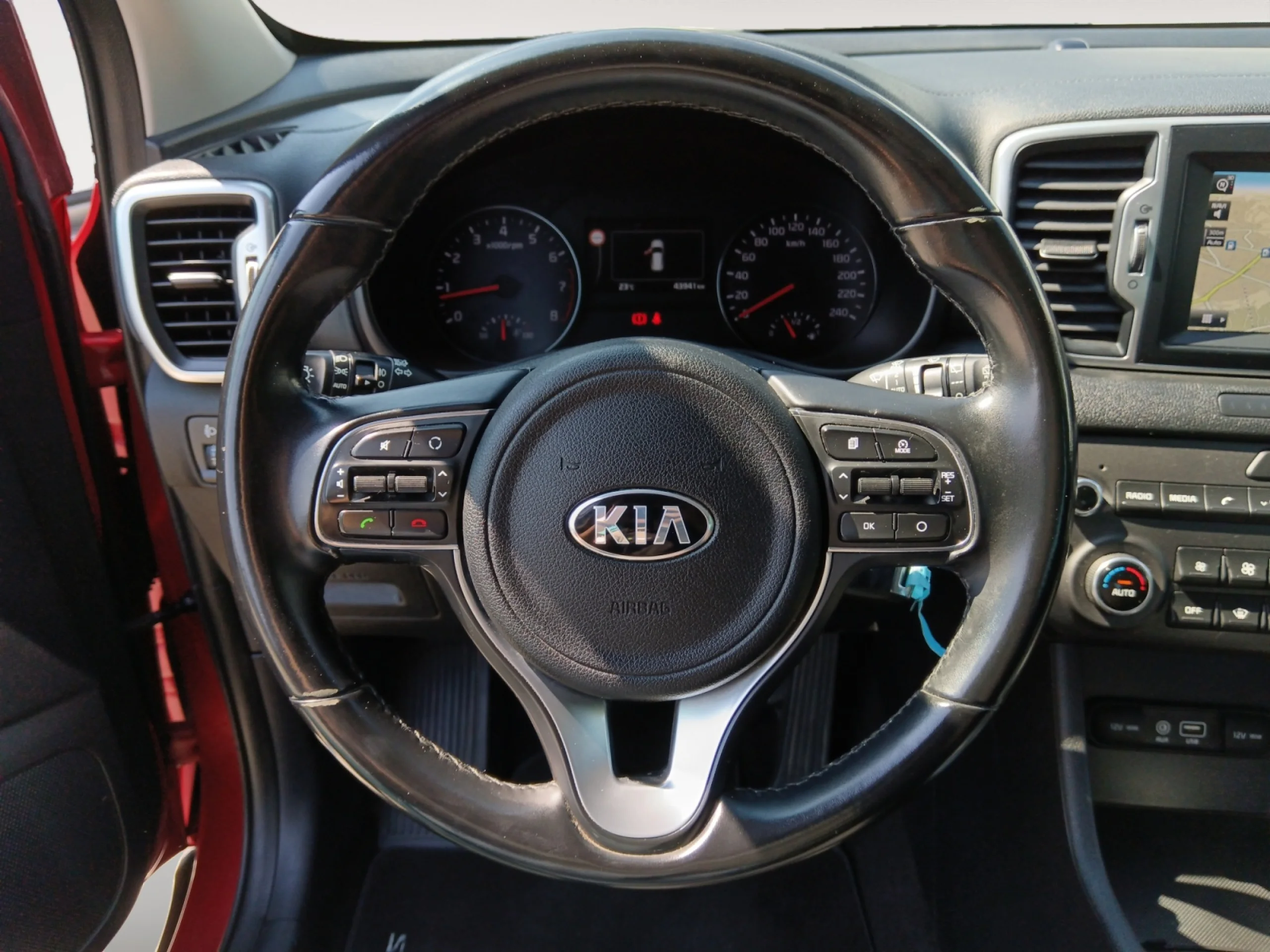 KIA SPORTAGE 1.6 GDI 132CV DRIVE 4X2 - Foto 11