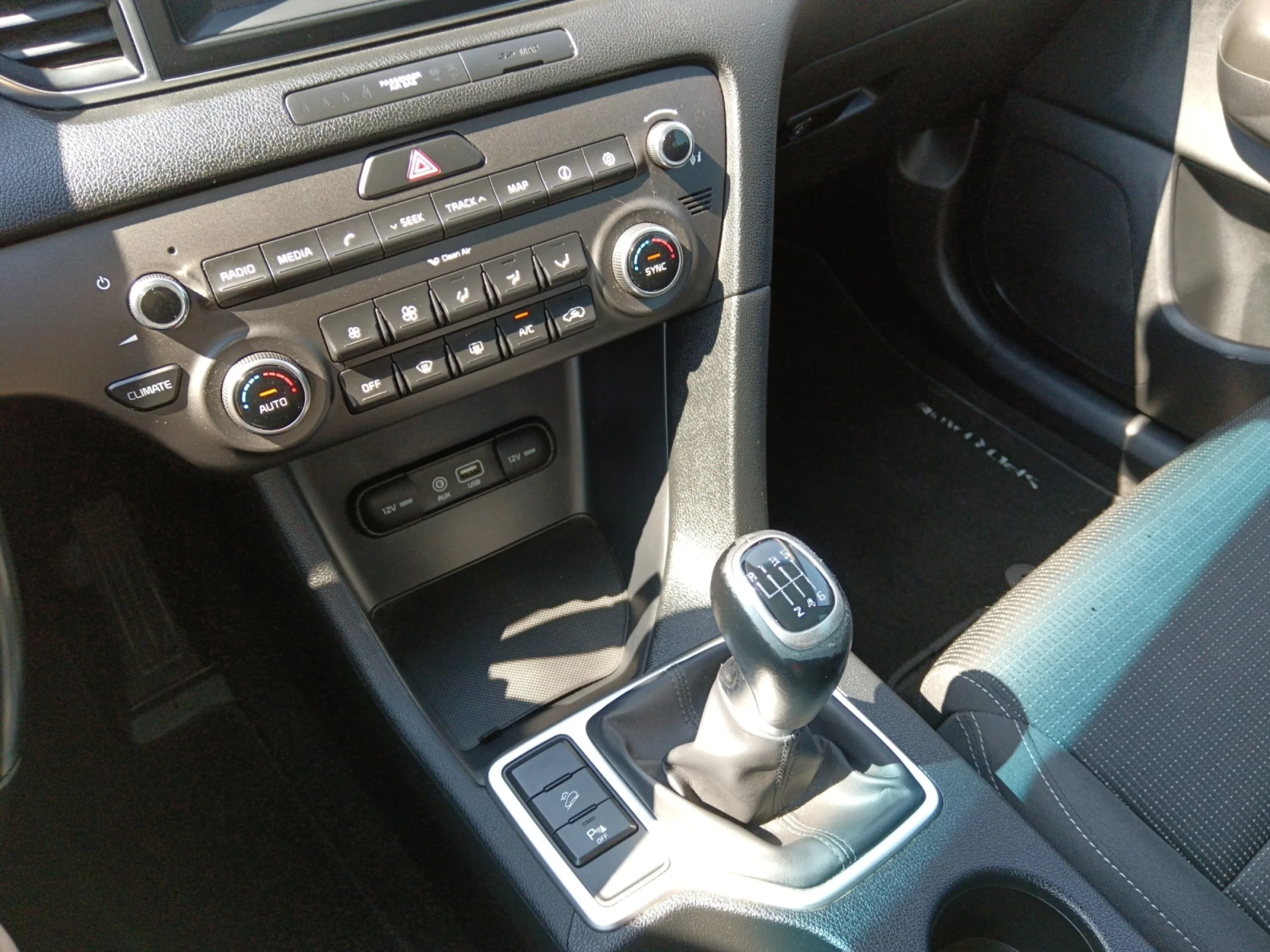 KIA SPORTAGE 1.6 GDI 132CV DRIVE 4X2 - Foto 13