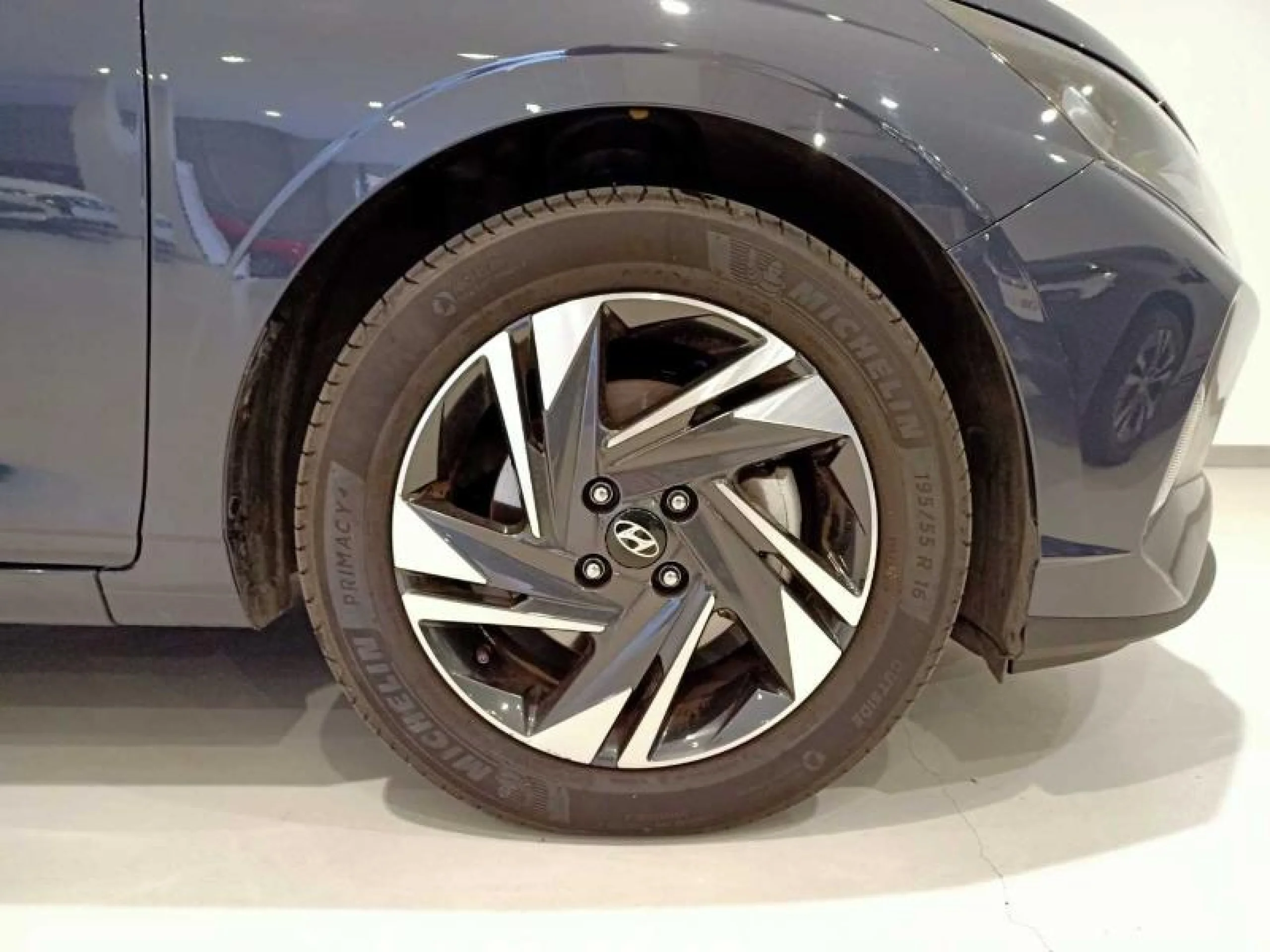 HYUNDAI I20 1.0 TGDI 74KW (100CV) KLASS - Foto 5