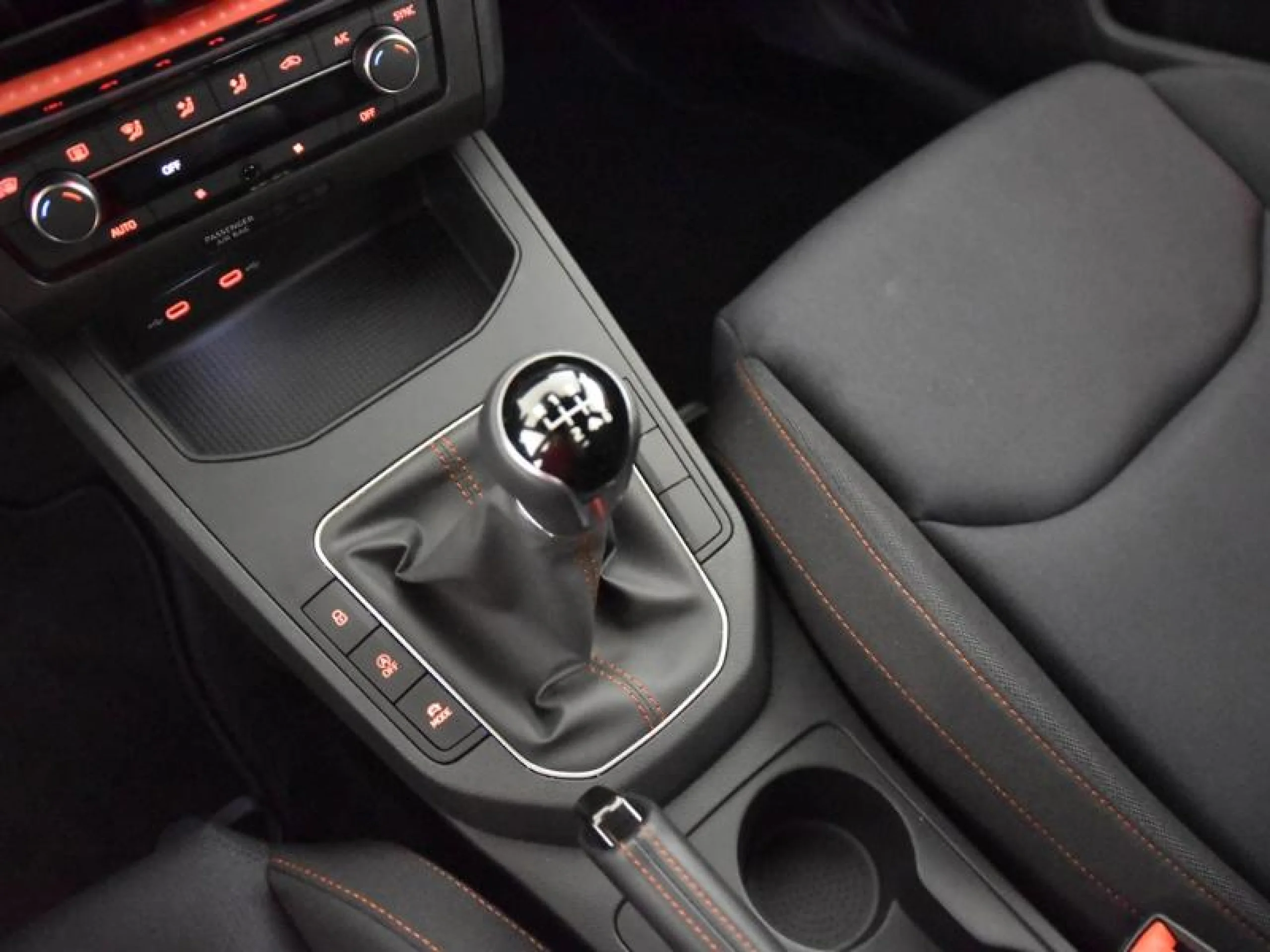 SEAT IBIZA 1.0 TSI 81KW (110CV) FR - Foto 10