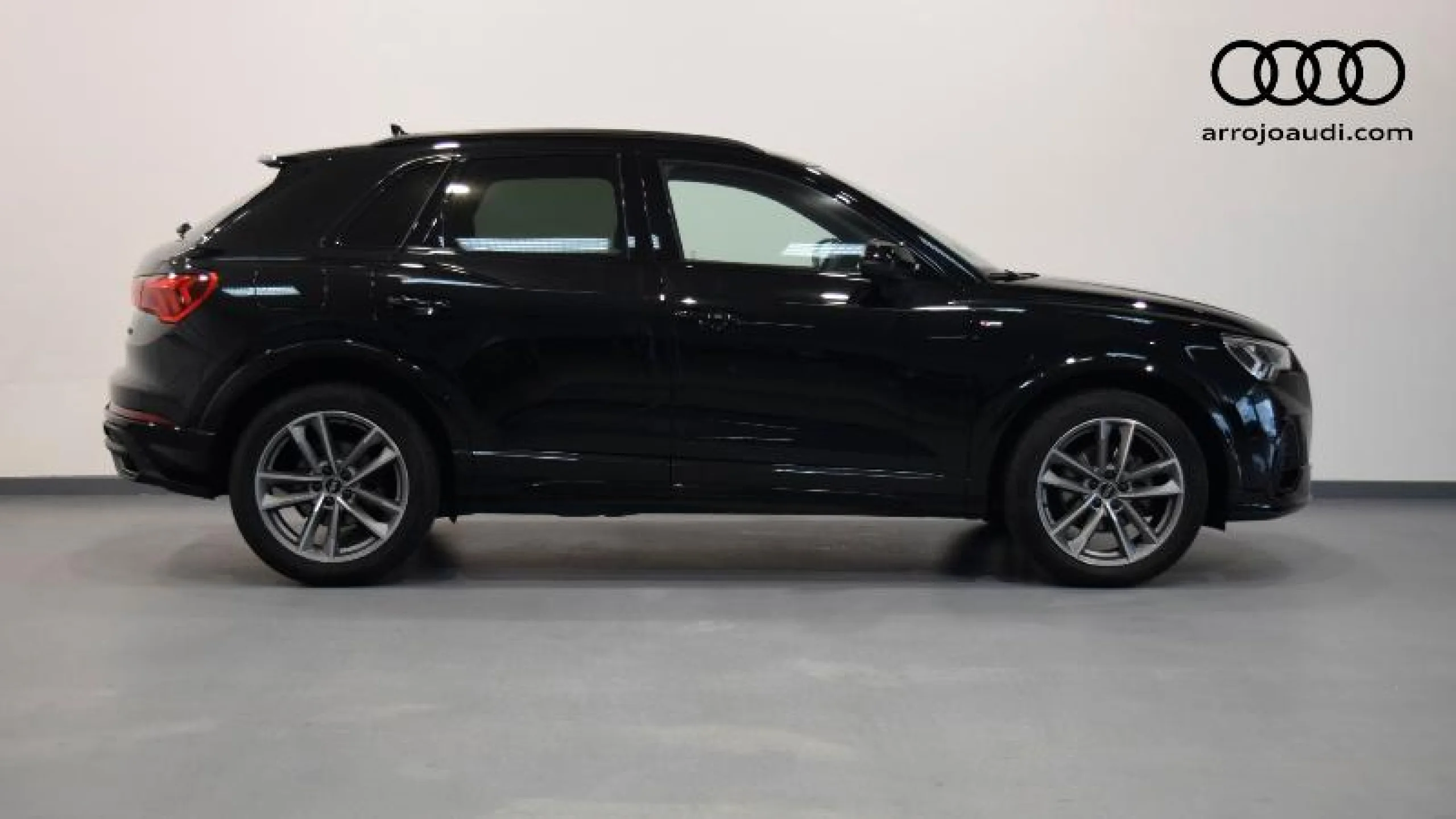 AUDI Q3 BLACK LINE 35 TDI 110KW (150CV) S TRONIC - Foto 3