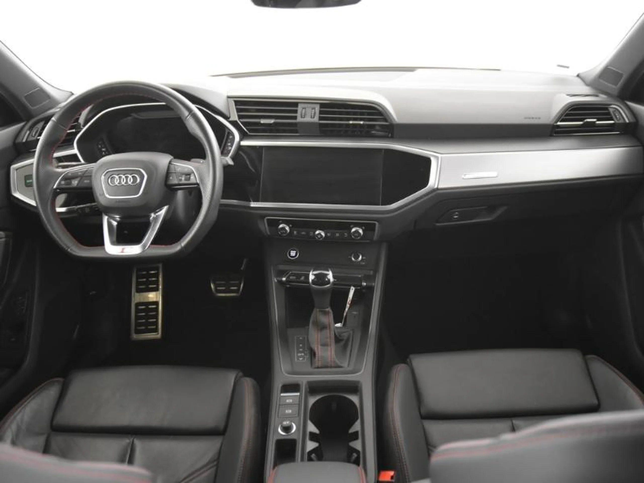 AUDI Q3 45 TFSI 180KW S TRONIC QUATTR BLACK LINE - Foto 4