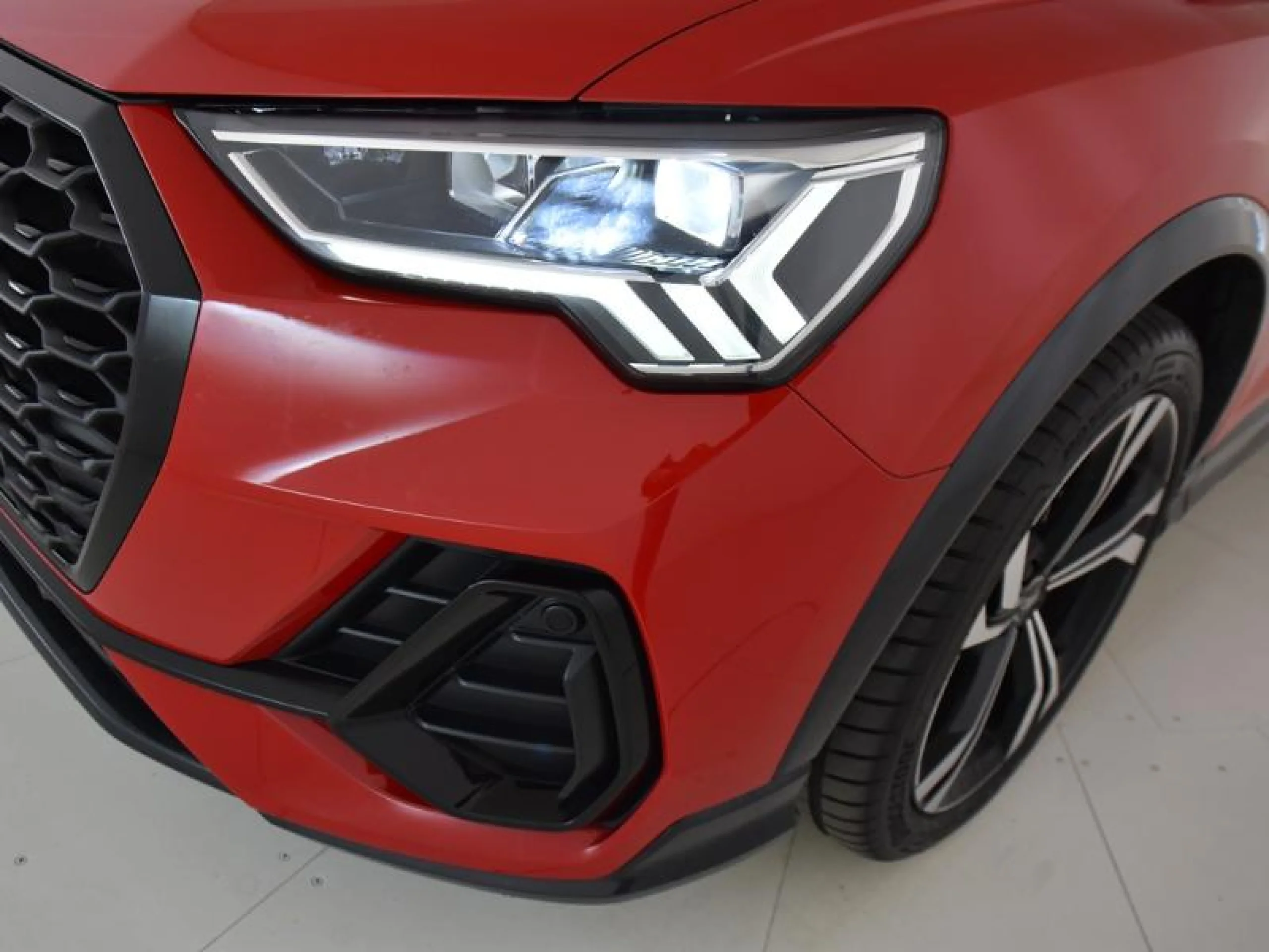 AUDI Q3 45 TFSI 180KW S TRONIC QUATTR BLACK LINE - Foto 24