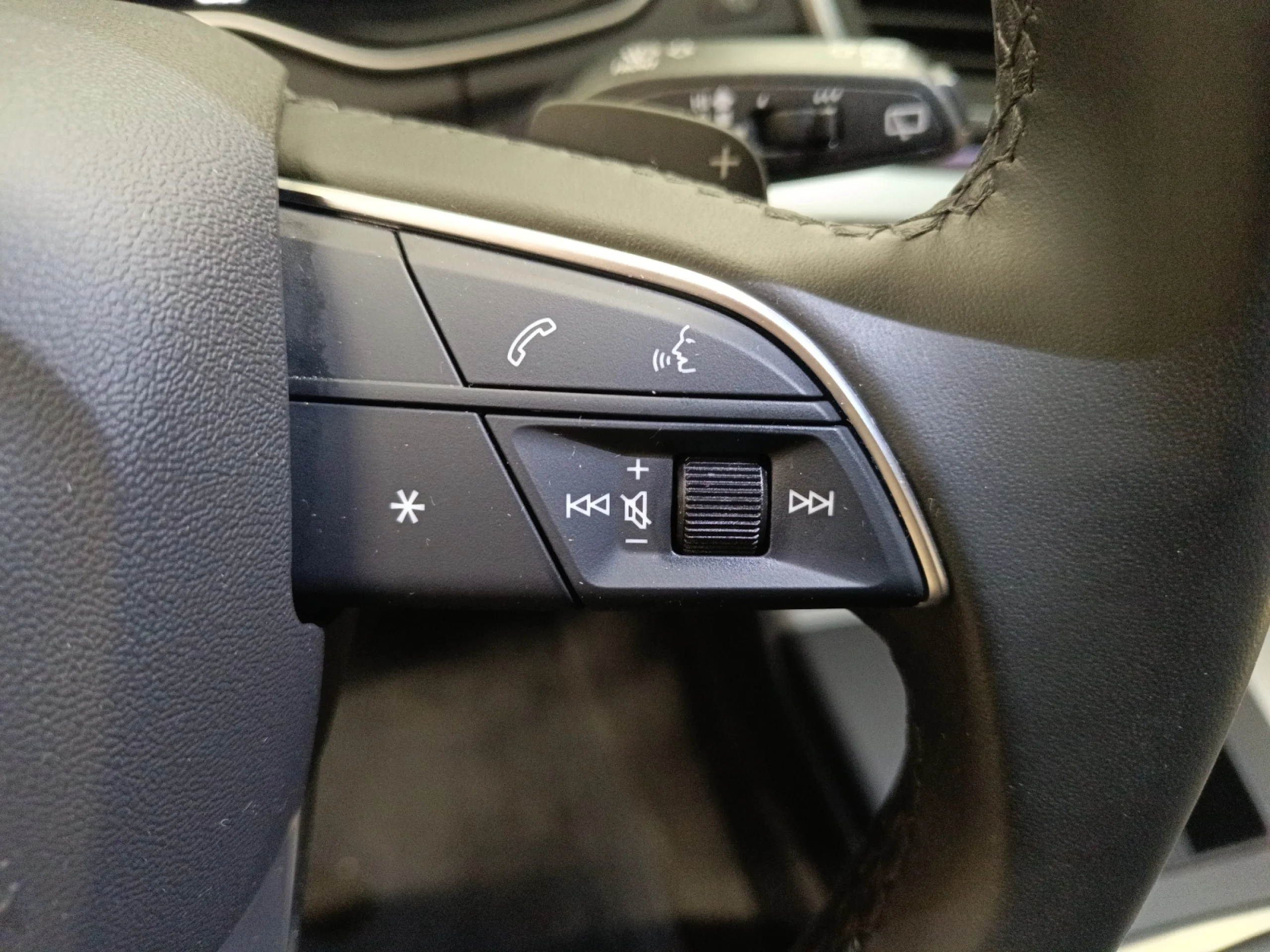 AUDI Q5 SPORTBACK S LINE 35 TDI 120KW S TRONIC - Foto 10