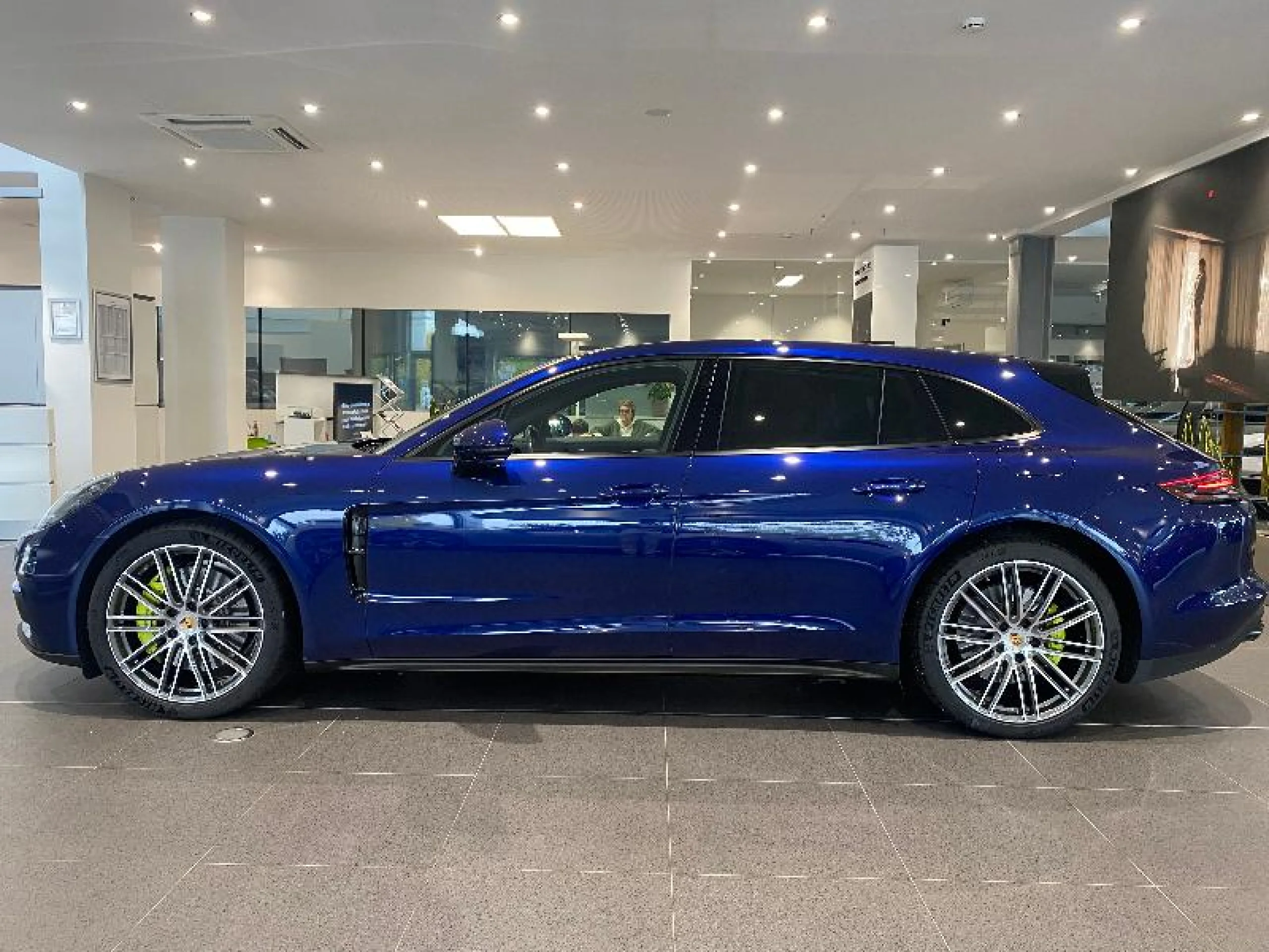 PORSCHE PANAMERA 4 E HYBRID SPORT TURISMO 10 YEARS EDIT - Foto 2