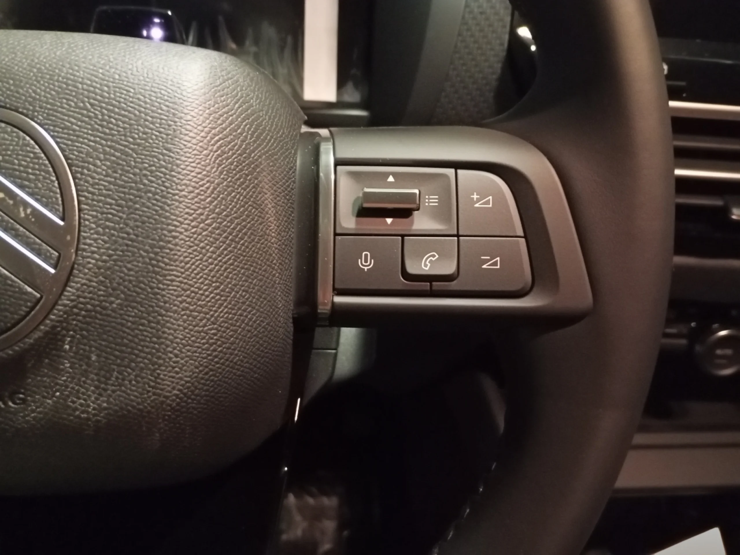 CITROEN C4 x HYBRID 145 Ë DCS6 MAX - Foto 12