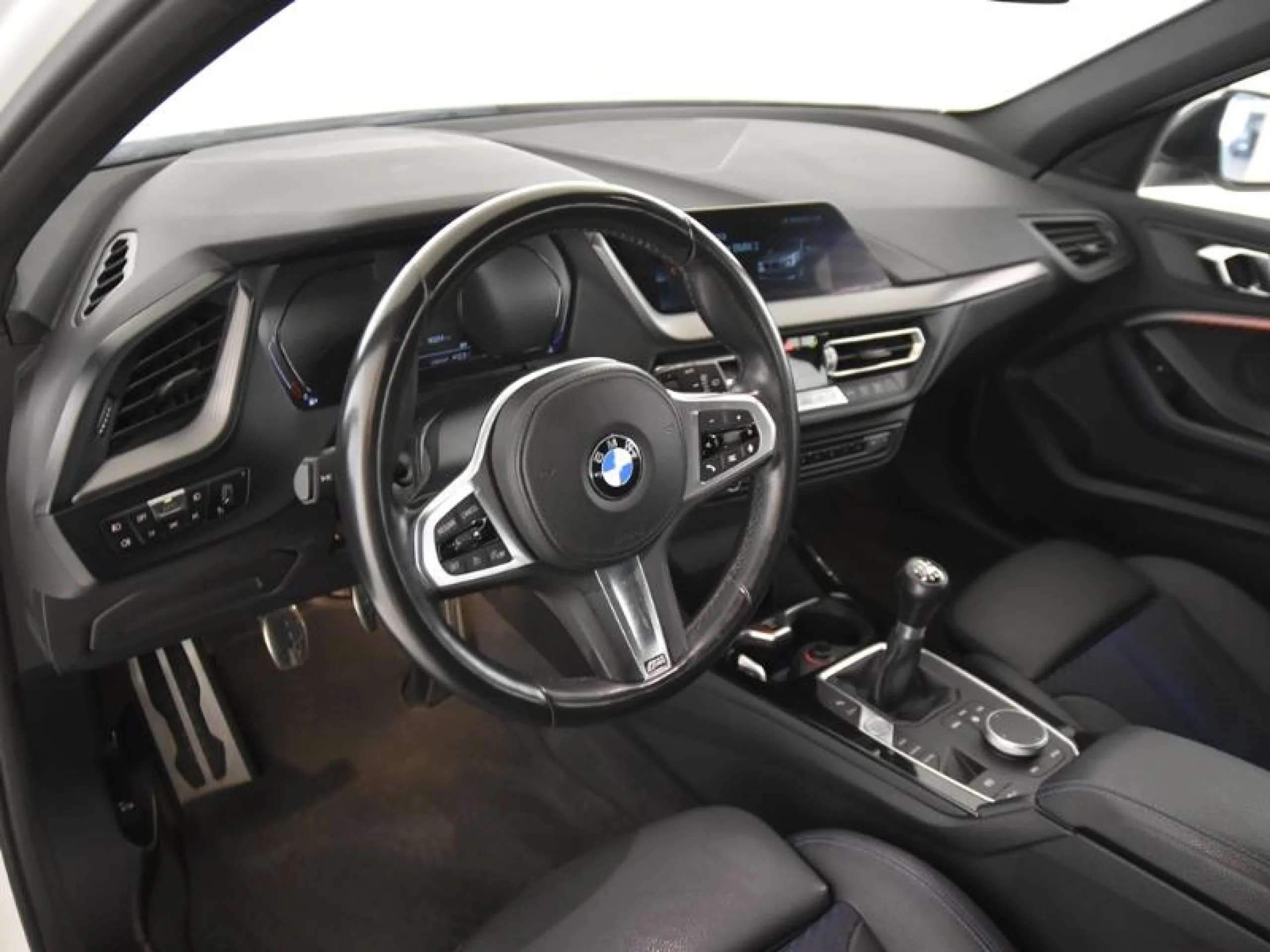 BMW SERIE 1 118I - Foto 9