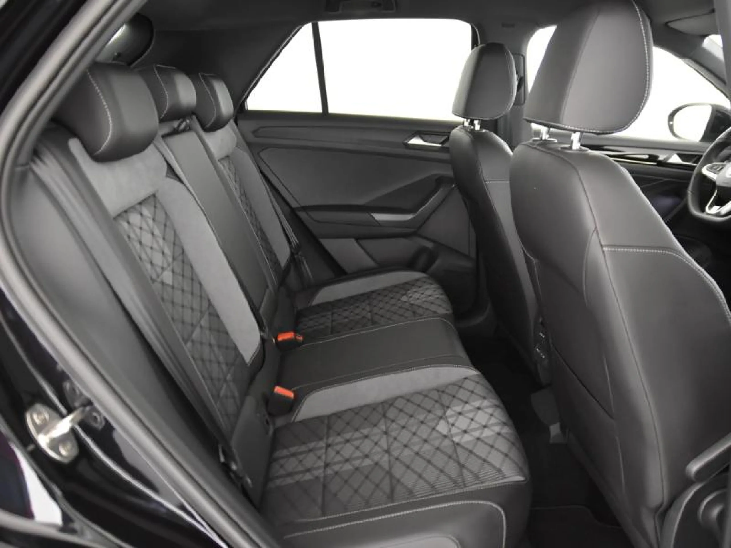 VOLKSWAGEN T ROC T ROC R LINE 1.0 TSI 85 KW (115 CV)  6 VEL. - Foto 6