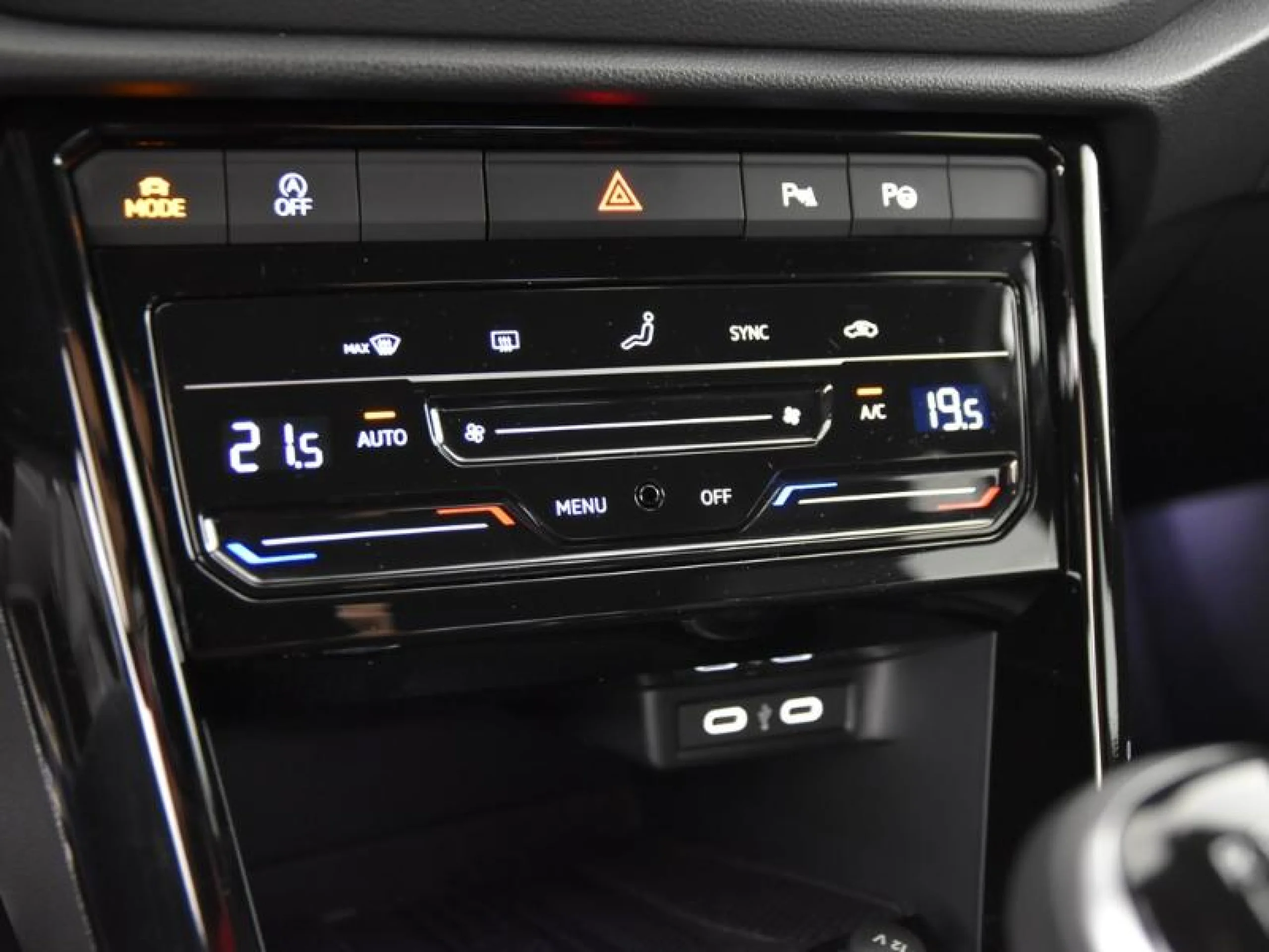 VOLKSWAGEN T ROC T ROC R LINE 1.0 TSI 85 KW (115 CV)  6 VEL. - Foto 11