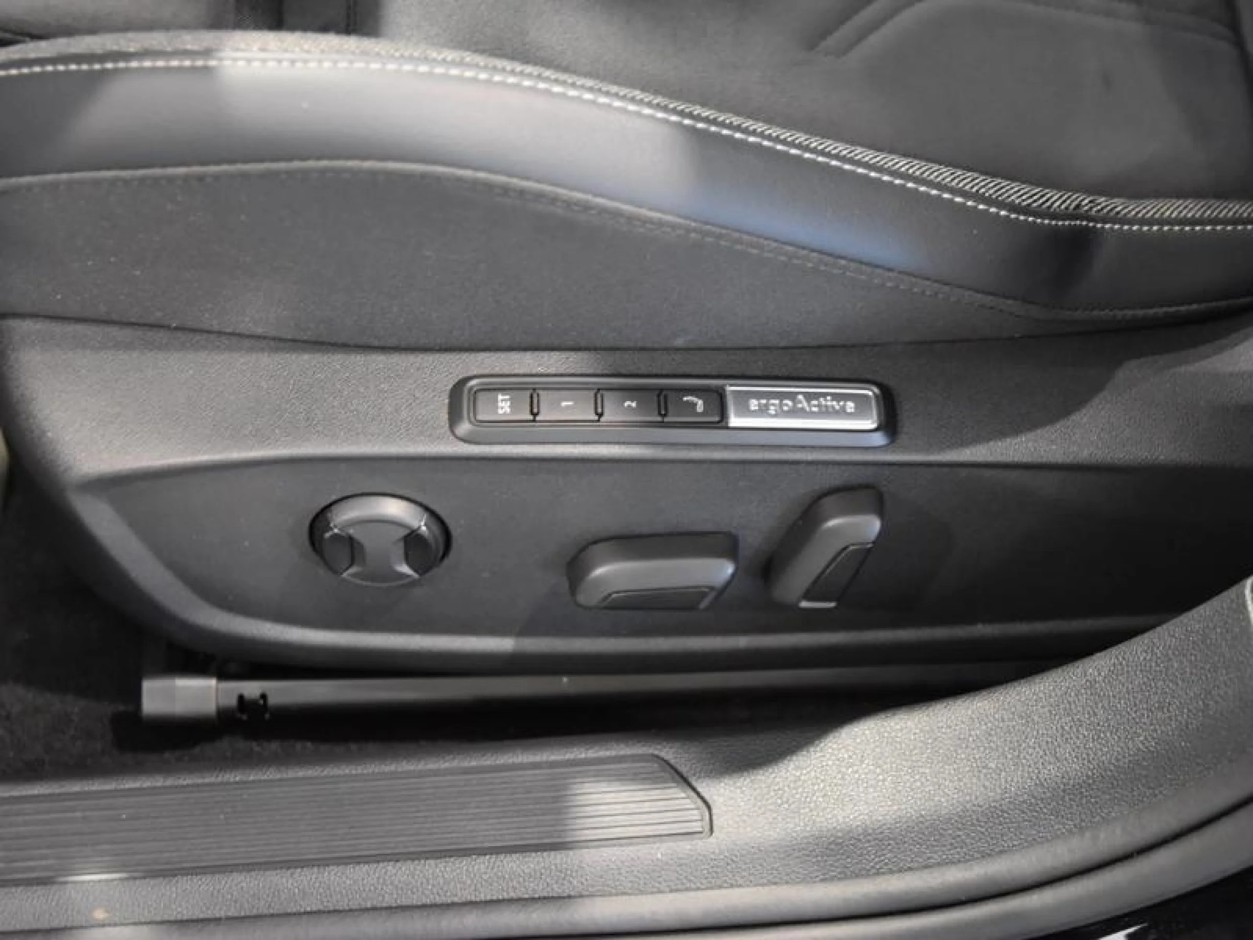 VOLKSWAGEN GOLF STYLE 1.5 PHEV 110KW / 85KW DSG - Foto 10