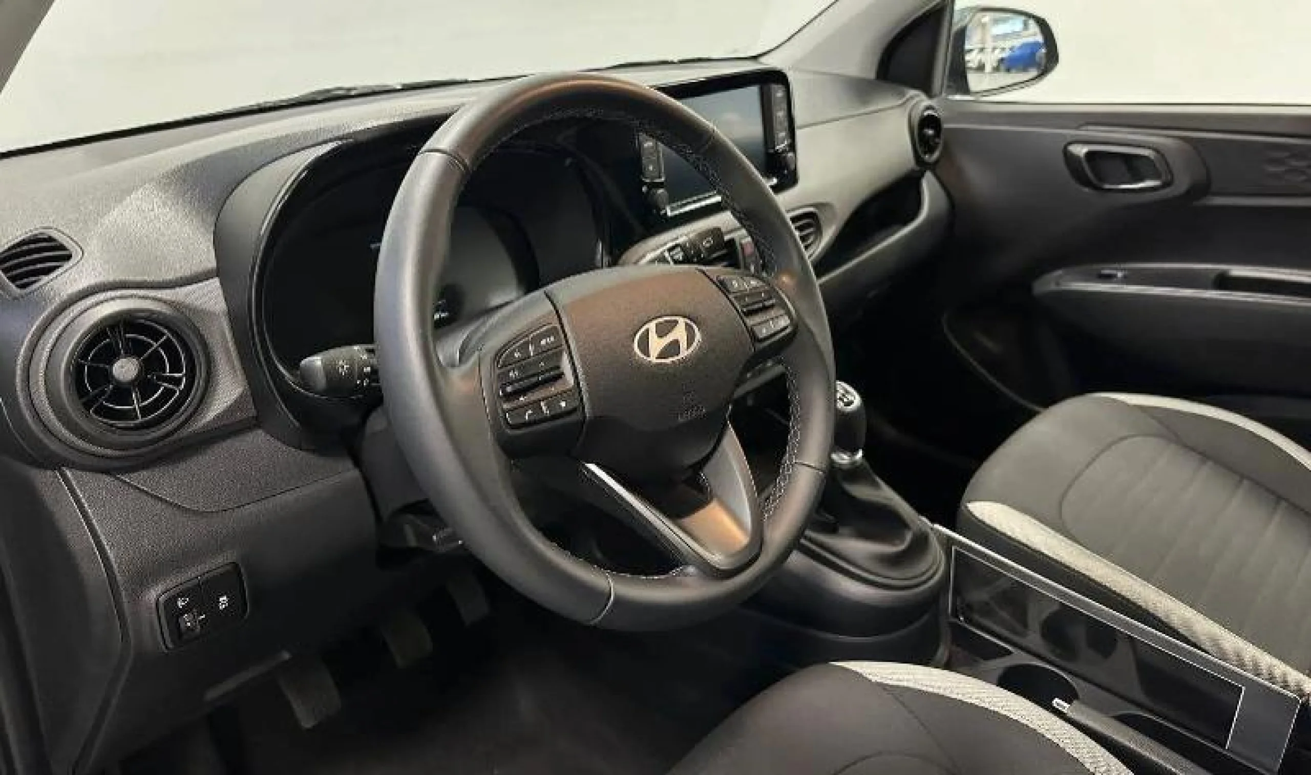 HYUNDAI I10 1.0 ESSENCE - Foto 4