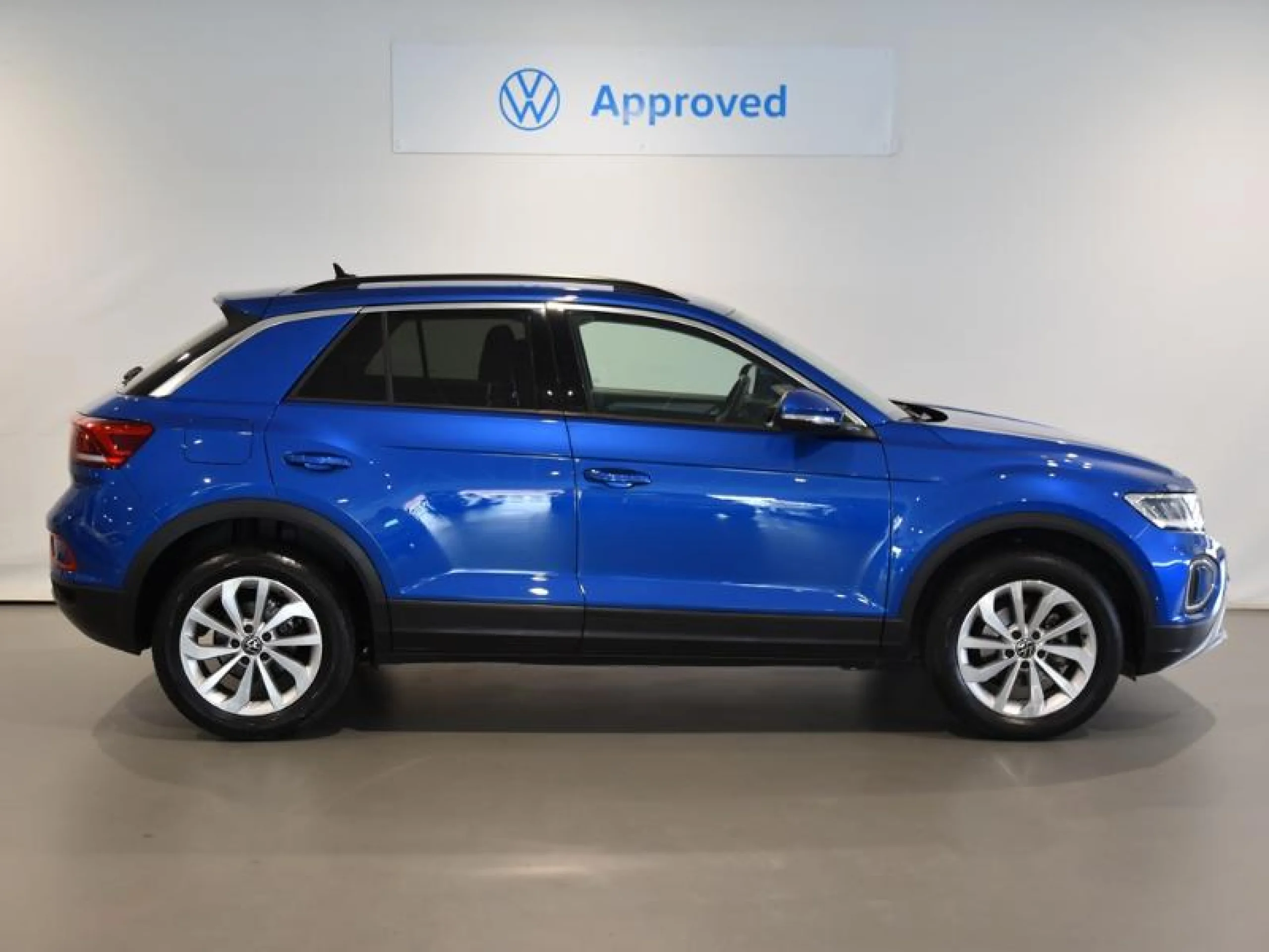 VOLKSWAGEN T ROC ··MÁS·· 1.5 TSI 110KW (150CV) DSG - Foto 3