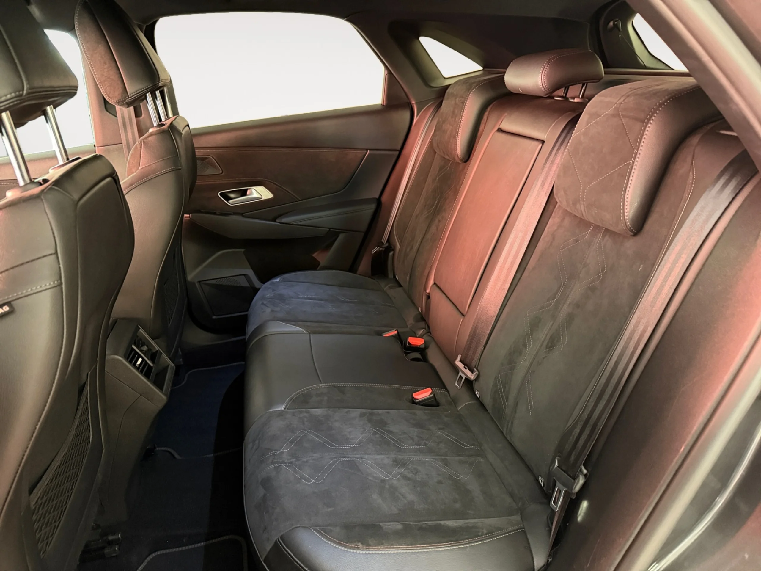 DS DS 7 CROSSBACK BLUEHDI 132KW (180CV) AUTO. PERF.LINE - Foto 6