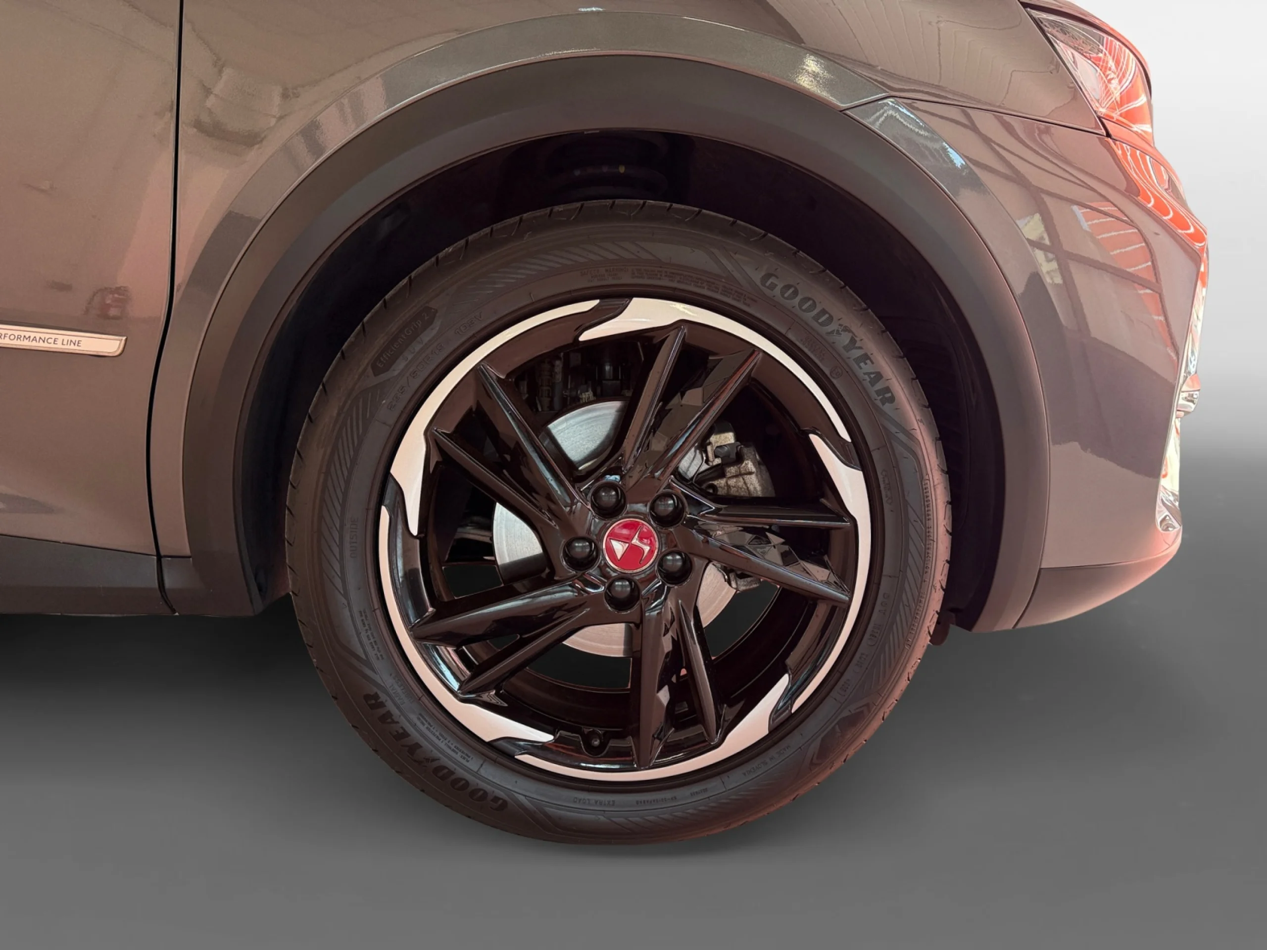 DS DS 7 CROSSBACK BLUEHDI 132KW (180CV) AUTO. PERF.LINE - Foto 8