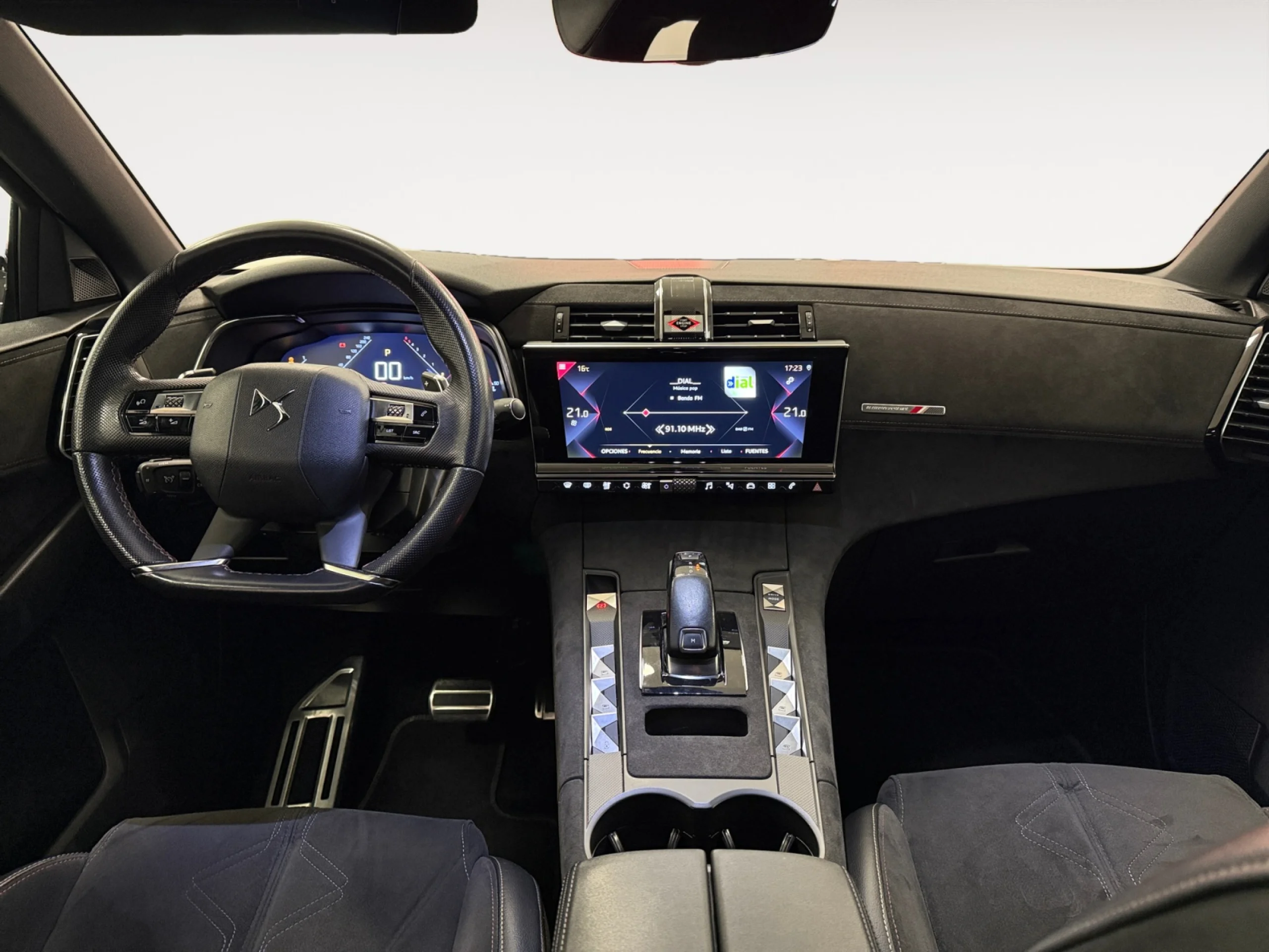 DS DS 7 CROSSBACK BLUEHDI 132KW (180CV) AUTO. PERF.LINE - Foto 4