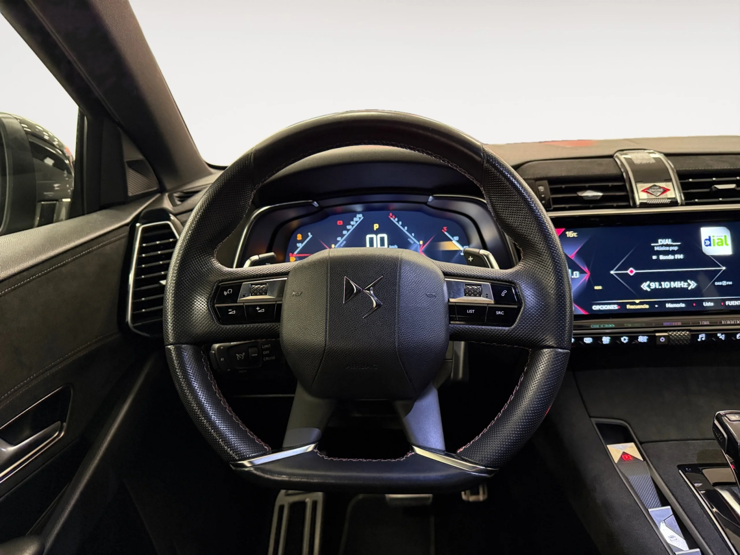 DS DS 7 CROSSBACK BLUEHDI 132KW (180CV) AUTO. PERF.LINE - Foto 11