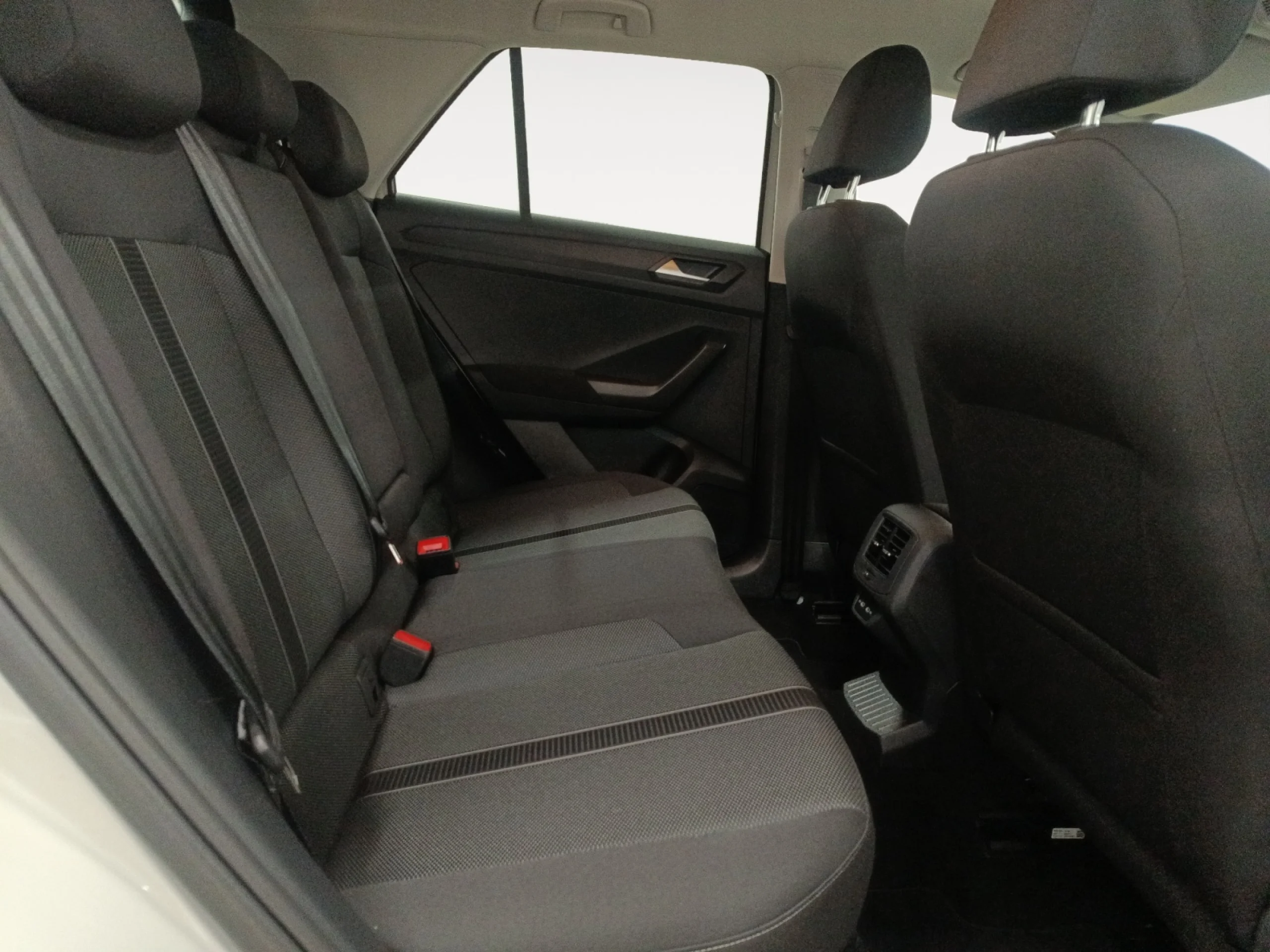 VOLKSWAGEN T ROC LIFE 1.0 TSI 81KW (110CV) - Foto 6