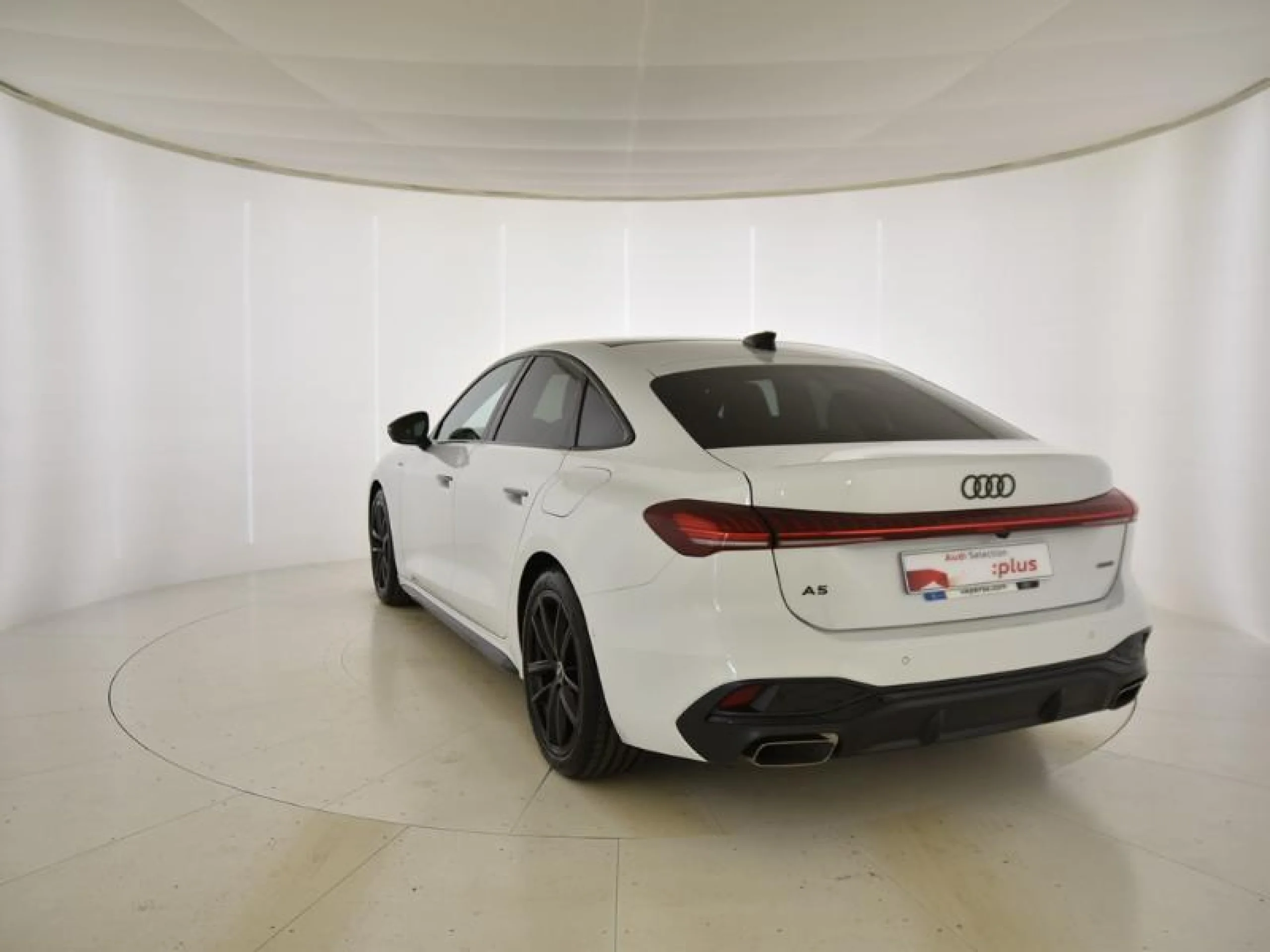 AUDI A5 E HYBRID QUATTRO 220KW(299CV) BLACK LINE - Foto 2