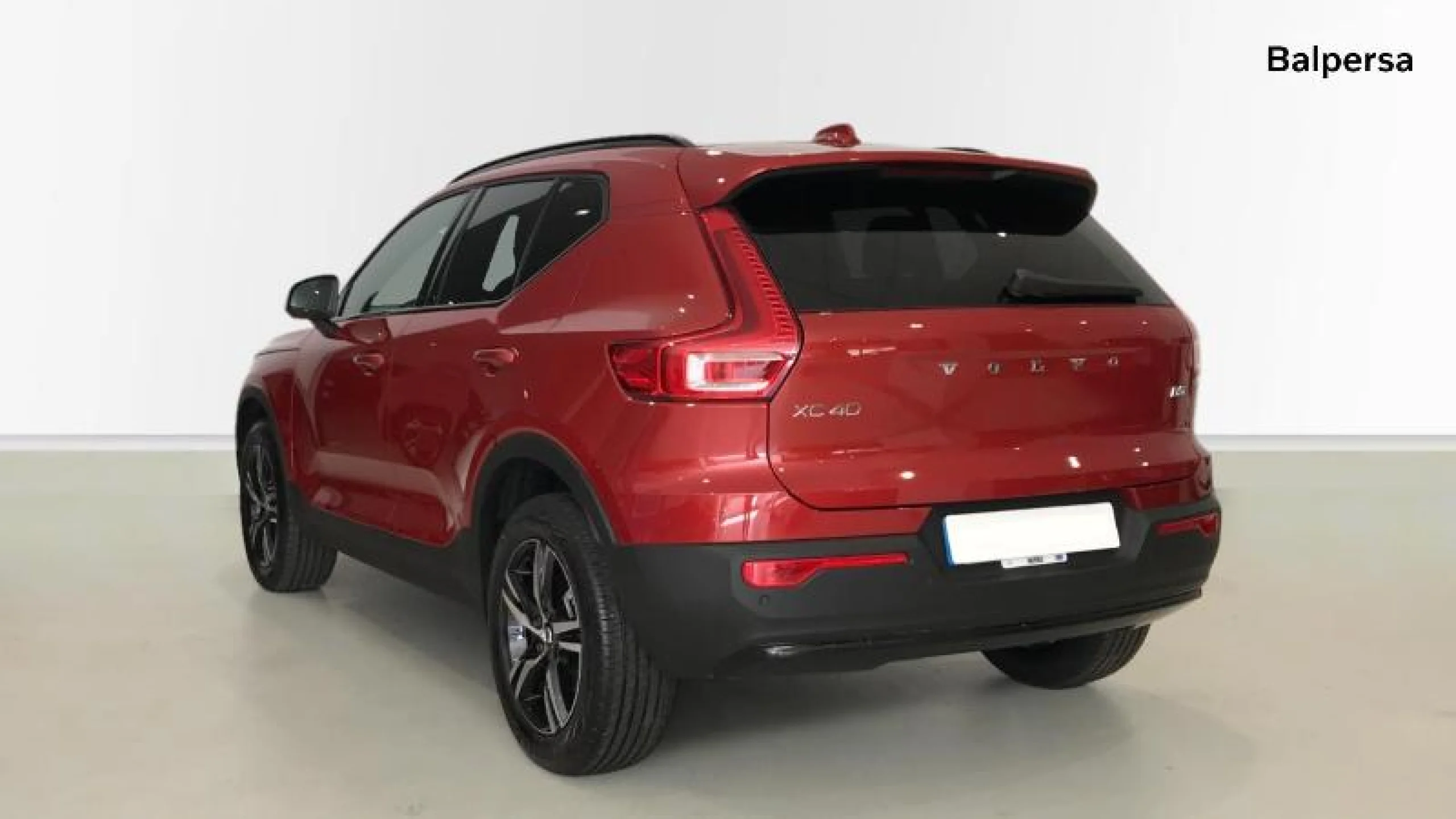 VOLVO XC40 2.0 B3 G PLUS DARK AUTO - Foto 2