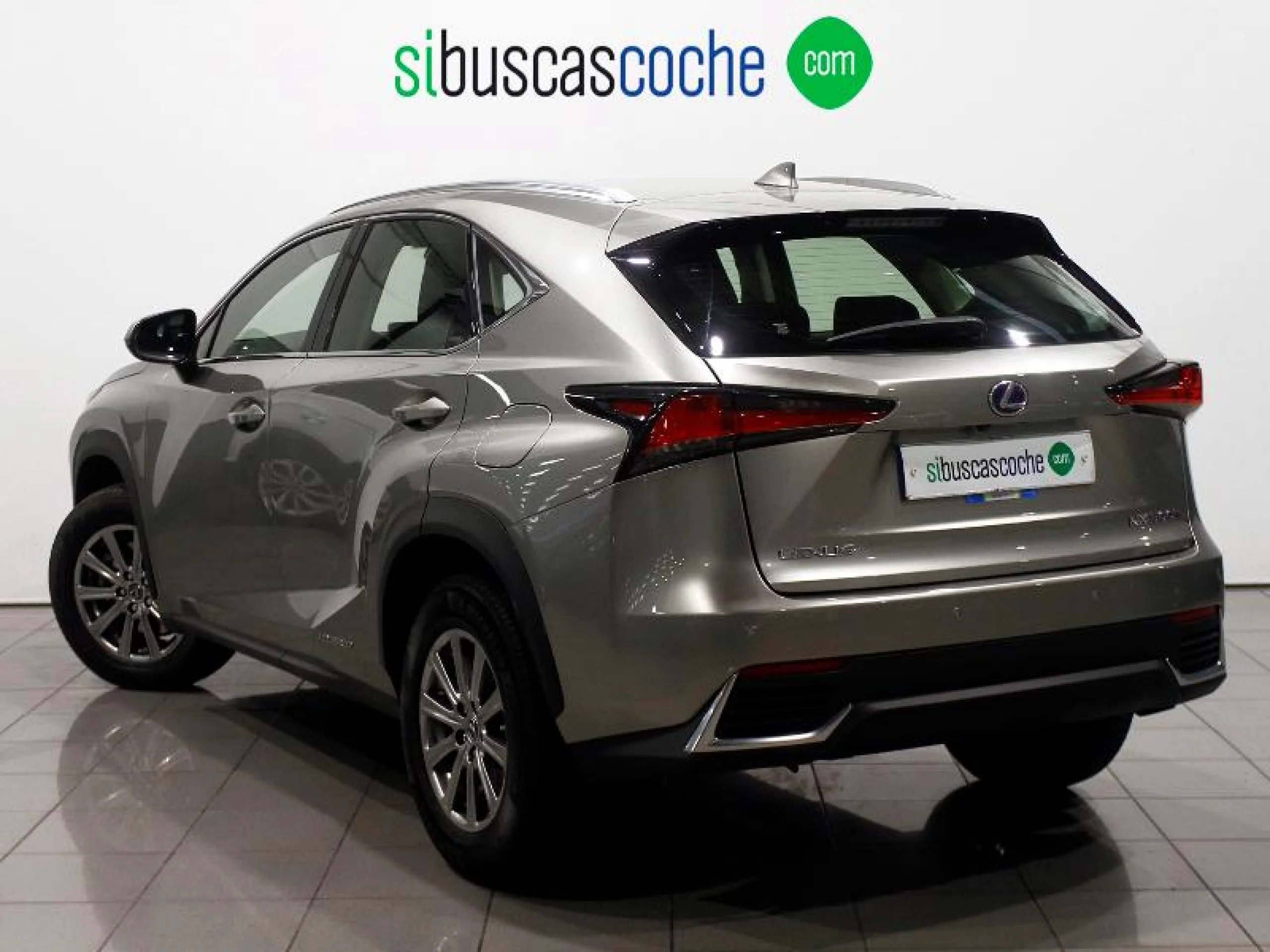 Lexus Nx 2.5 300H BUSINESS 2WD - Foto 2
