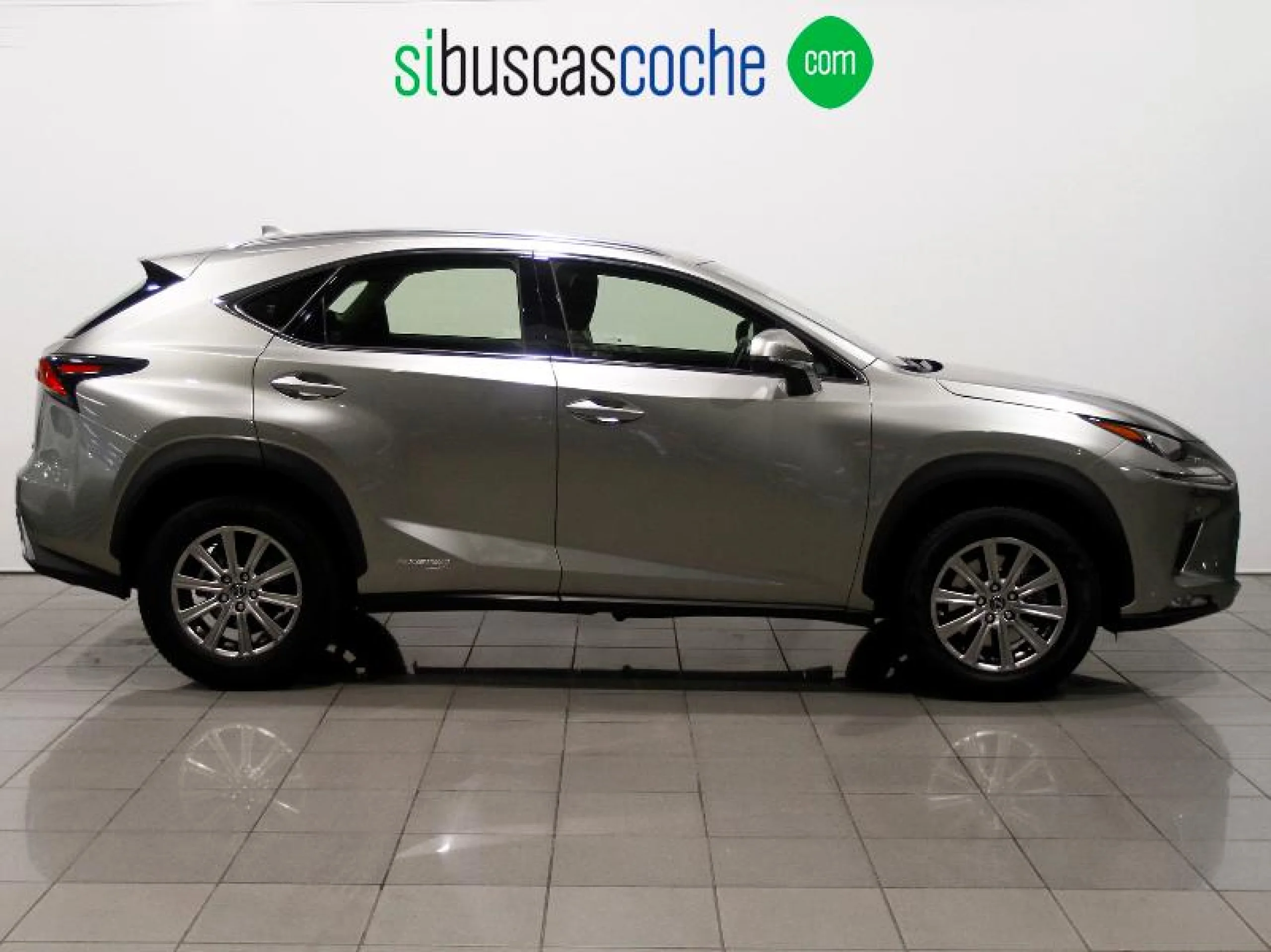 Lexus Nx 2.5 300H BUSINESS 2WD - Foto 3
