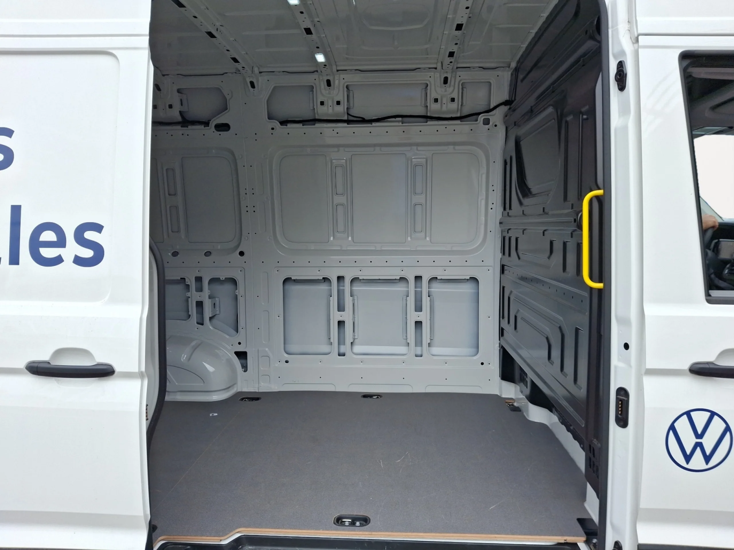 VW COMERCIALES Crafter CRAFTER  35 FURG N  BATALLA MEDIA L3H2 2.0 TDI FWD 103 KW (140 CV) 6 VEL. 3500 KG - Foto 6