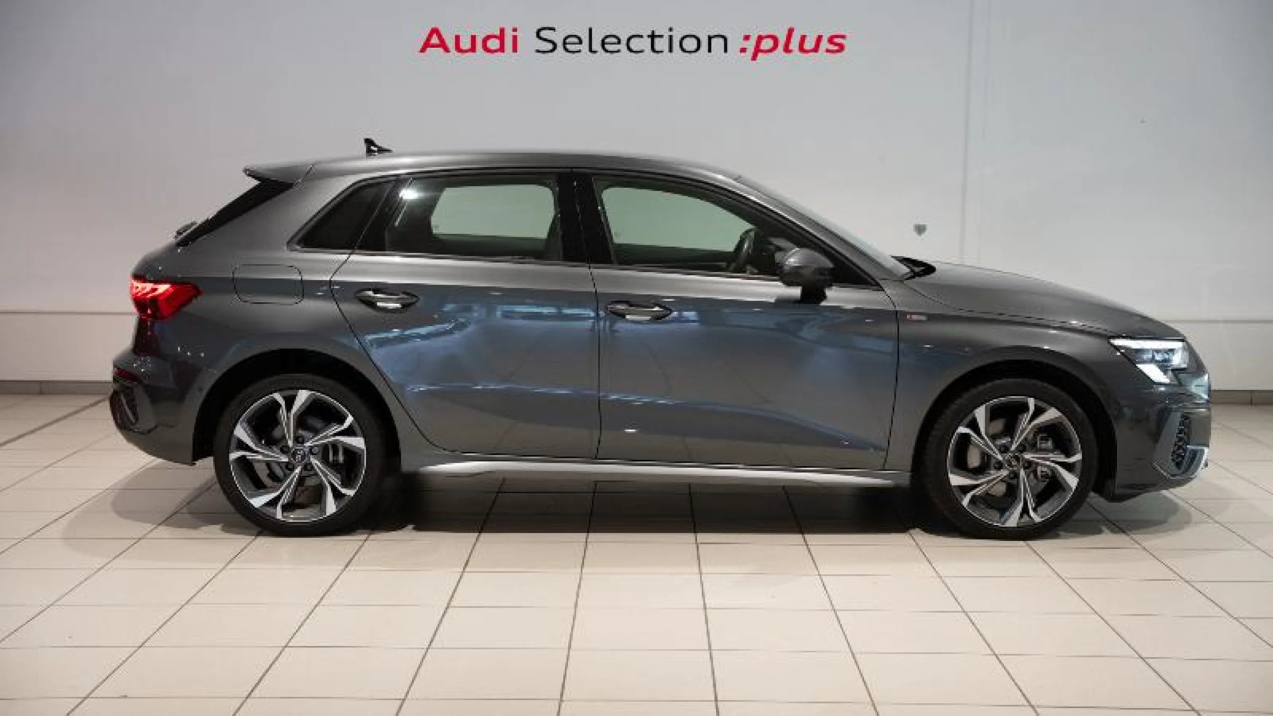 AUDI A3 SPORTBACK S LINE 40 TFSI E 150KW S TRON - Foto 3