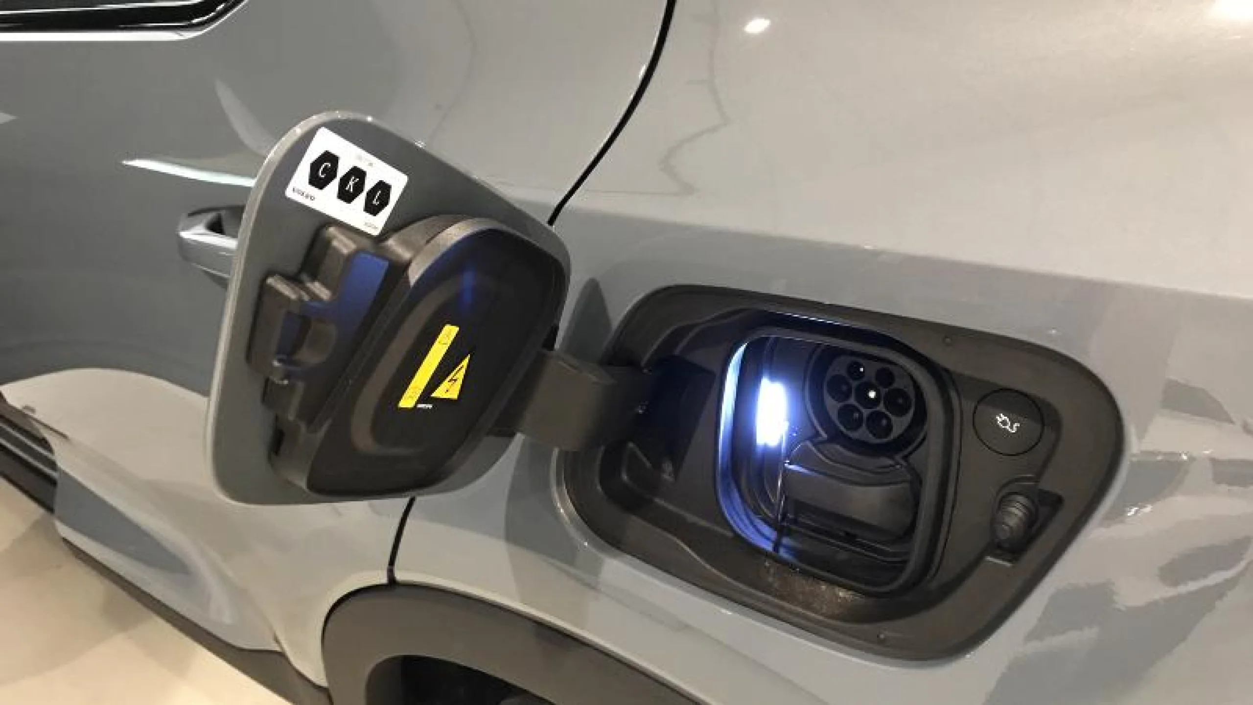 VOLVO XC40 RECHARGE ELÉCTRICO PLUS AUTO - Foto 20