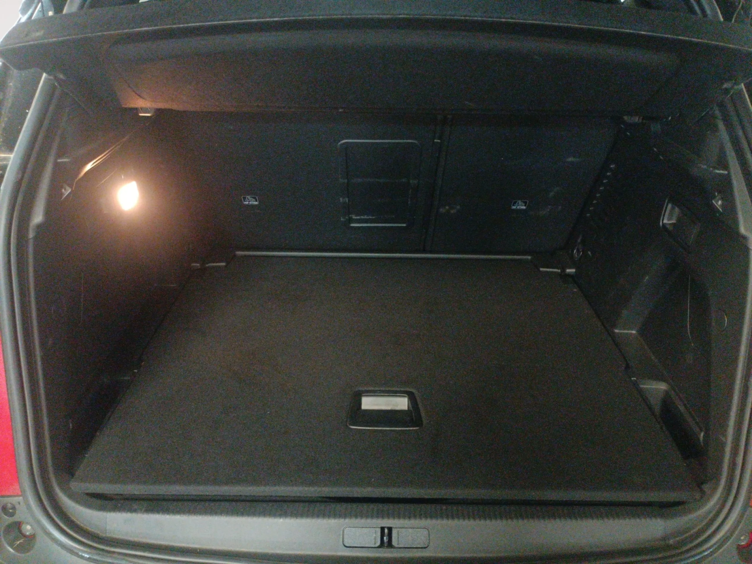 PEUGEOT 3008 1.2 PURETECH 96KW S&S ALLURE PACK EAT8 - Foto 8