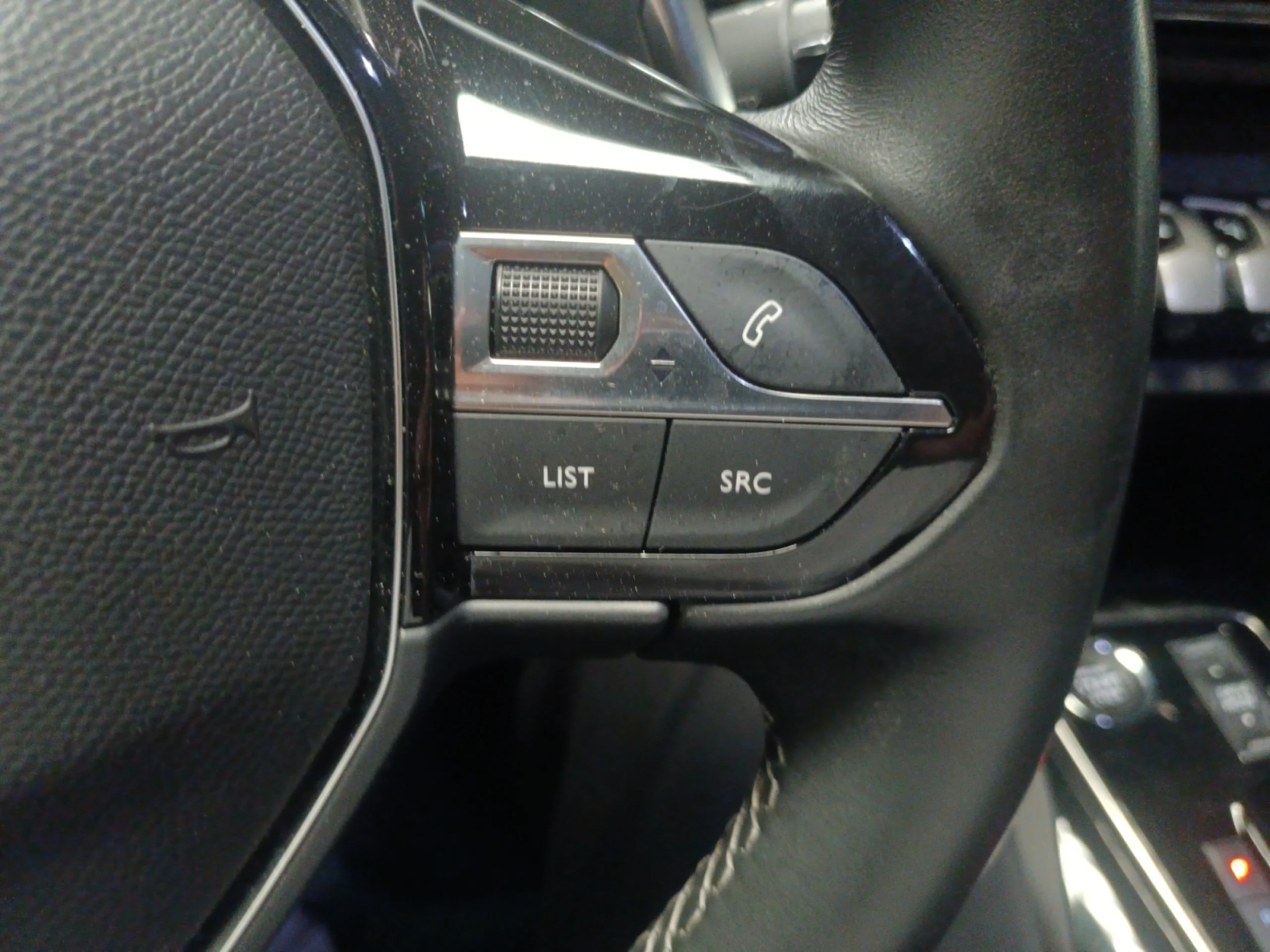 PEUGEOT 3008 1.2 PURETECH 96KW S&S ALLURE PACK EAT8 - Foto 12