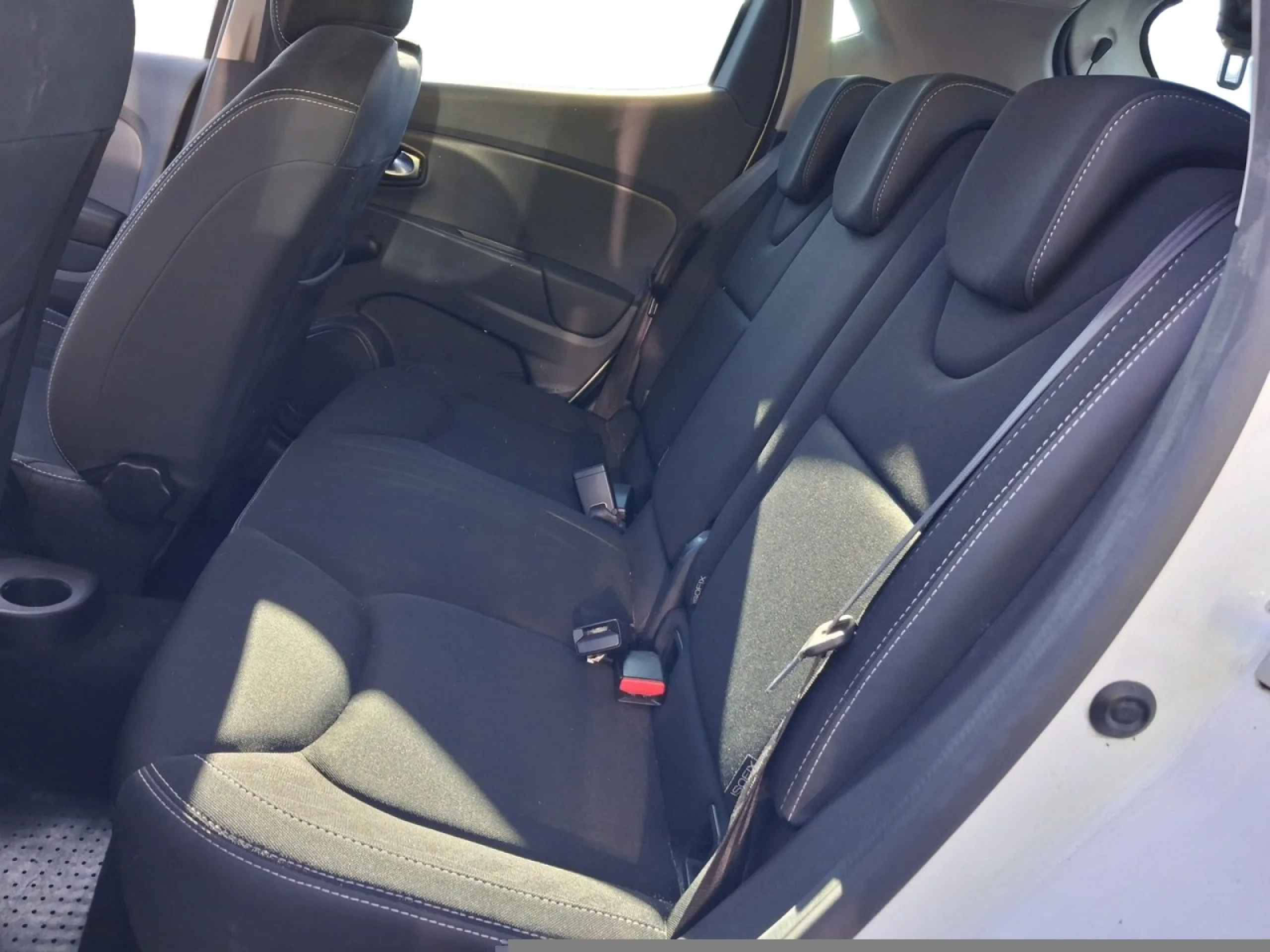 RENAULT CLIO LIMITED DCI 66KW (90CV)  18 - Foto 9