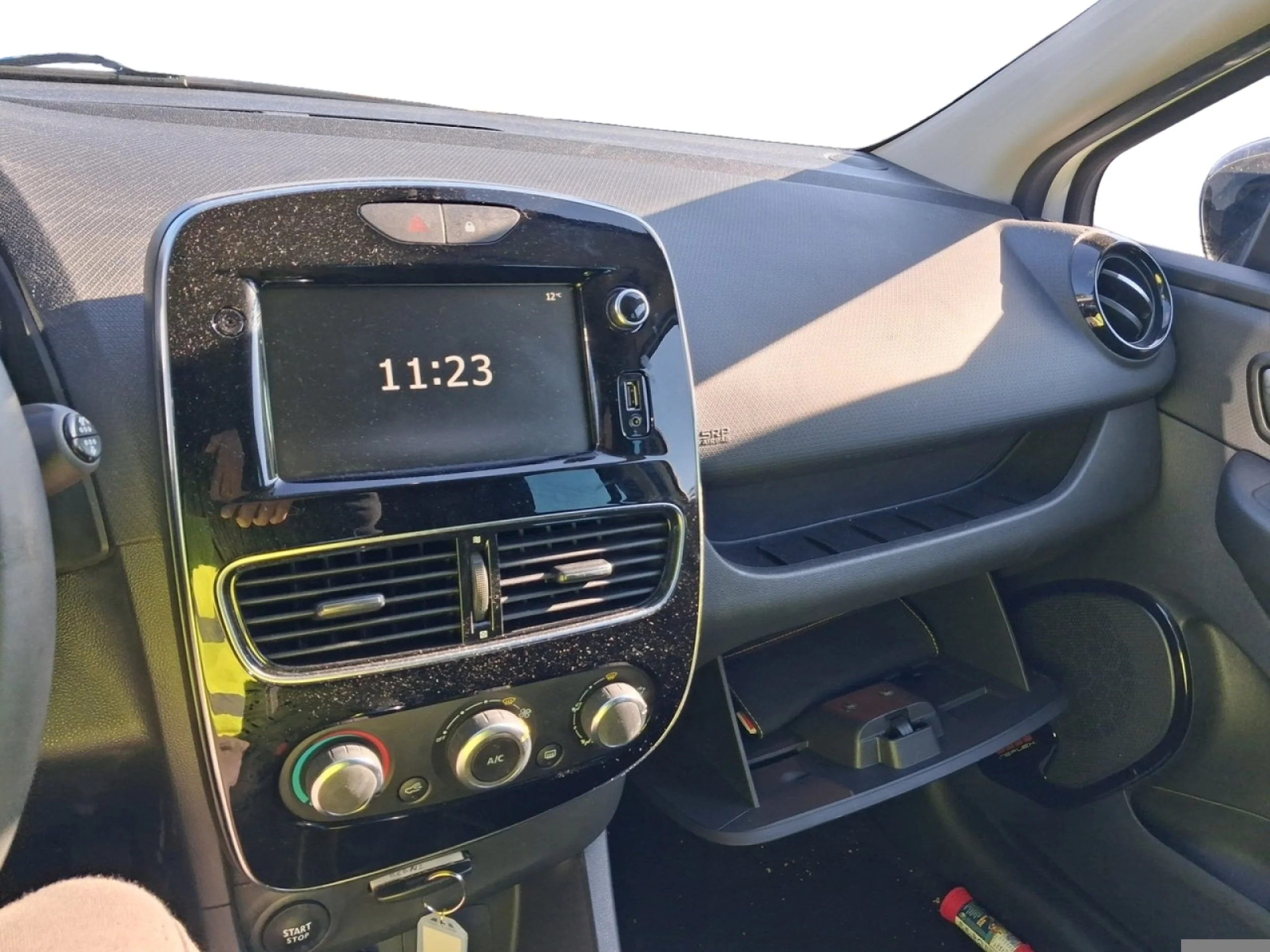 RENAULT CLIO LIMITED DCI 66KW (90CV)  18 - Foto 10