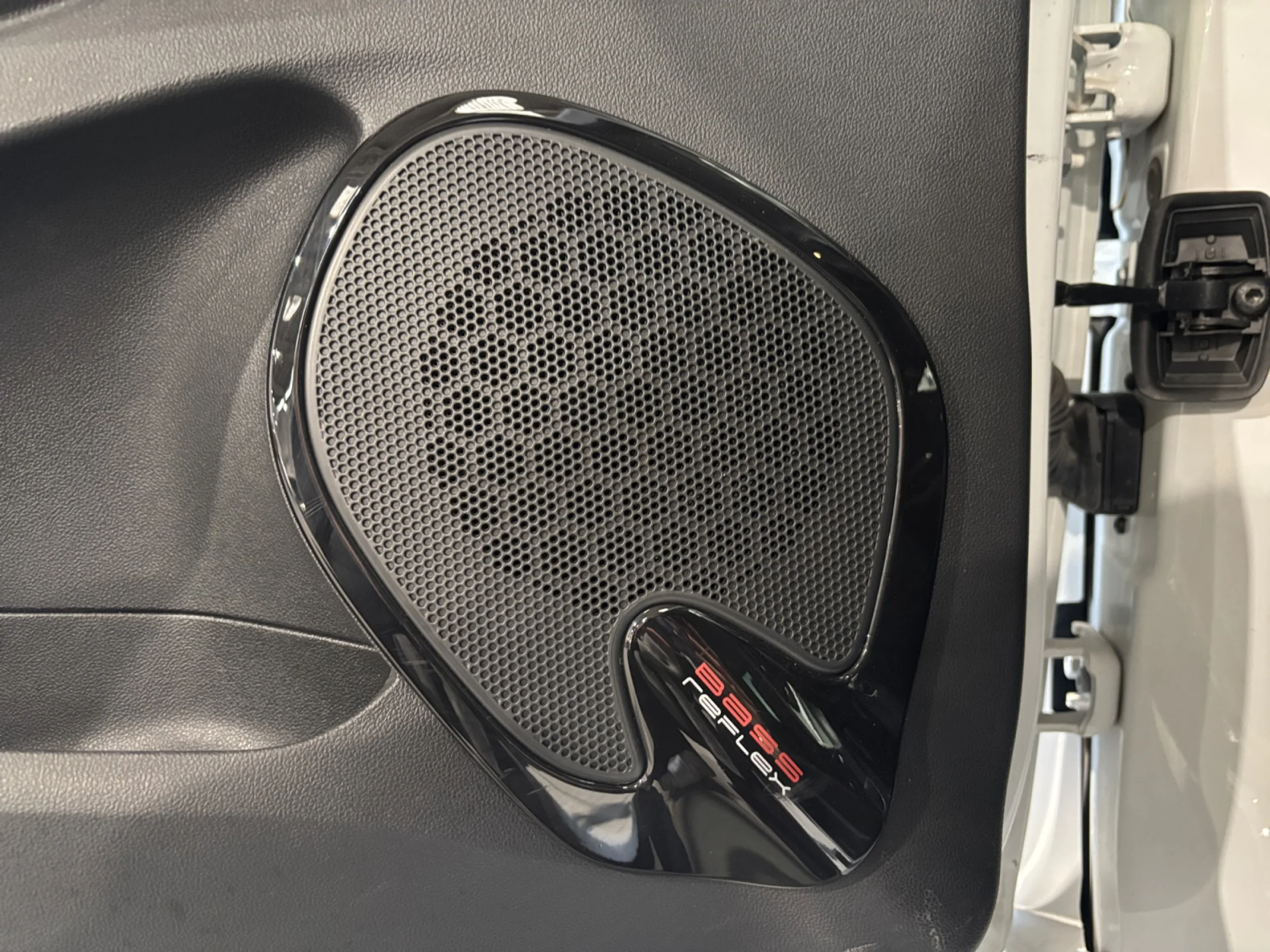 RENAULT CLIO LIMITED DCI 66KW (90CV)  18 - Foto 13