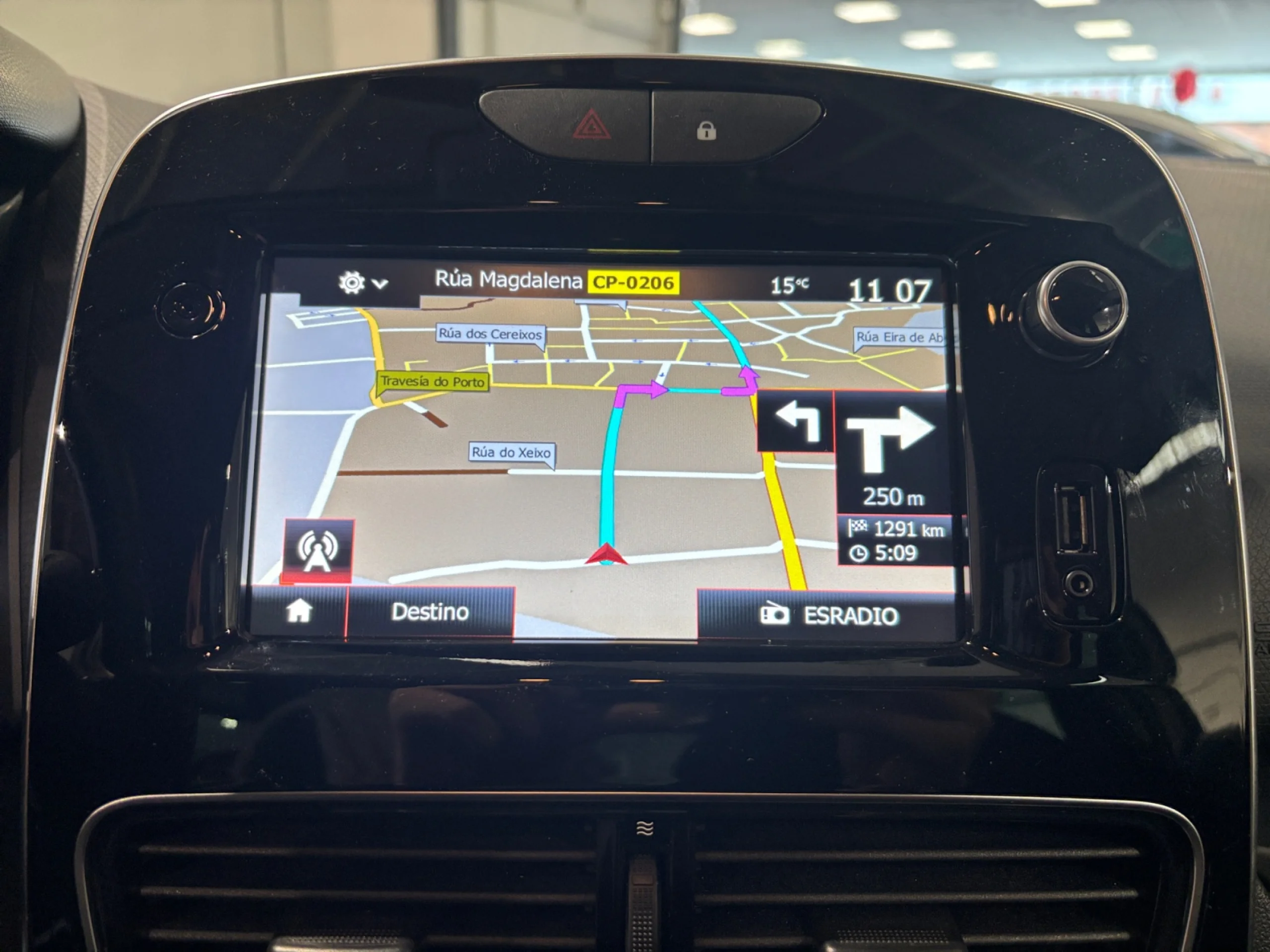 RENAULT CLIO LIMITED DCI 66KW (90CV)  18 - Foto 14