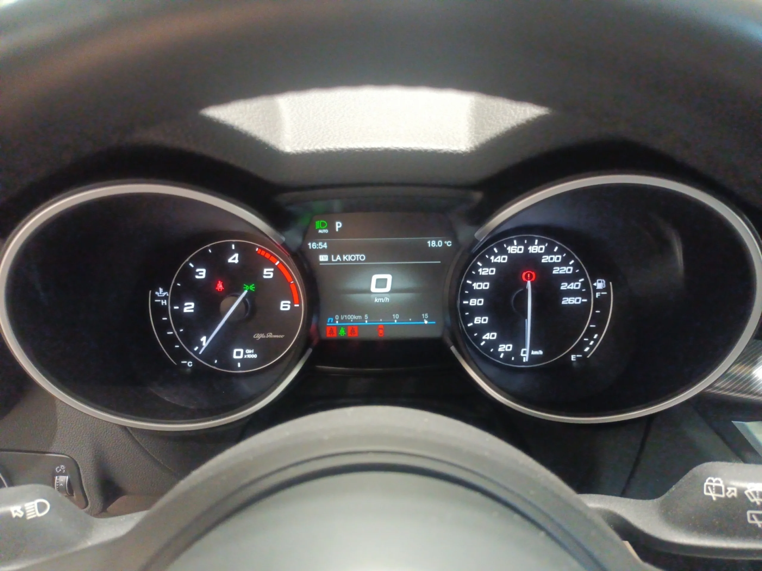 ALFA ROMEO STELVIO 2.2 DIÉSEL 154KW (210CV) VELOCE Q4 - Foto 7